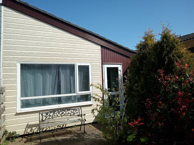 1 bedroom terraced bungalow
