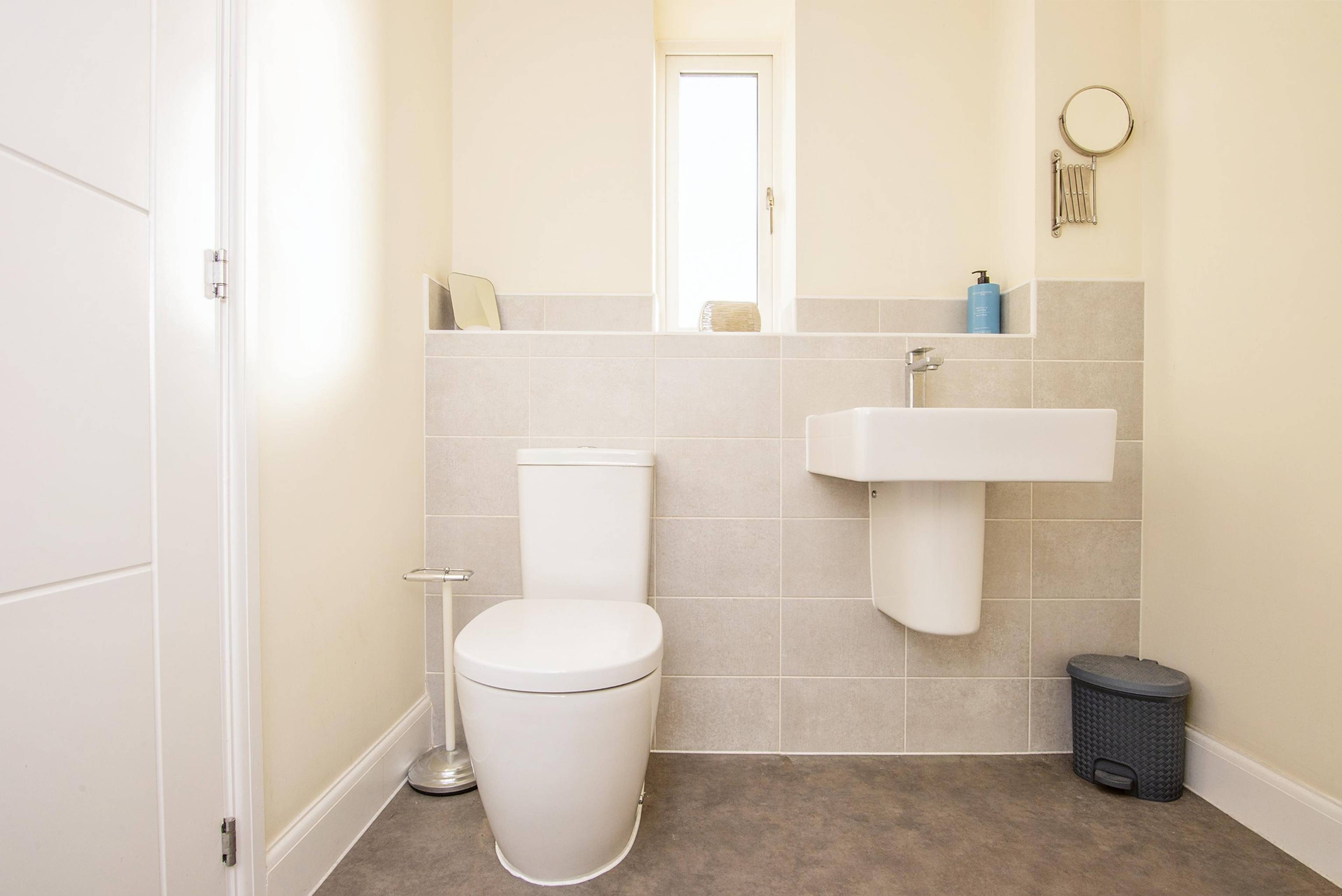 Jack & Jill En-suite