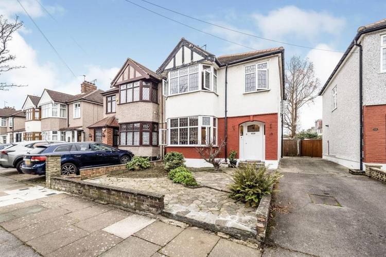3 bedroom semi-detached house