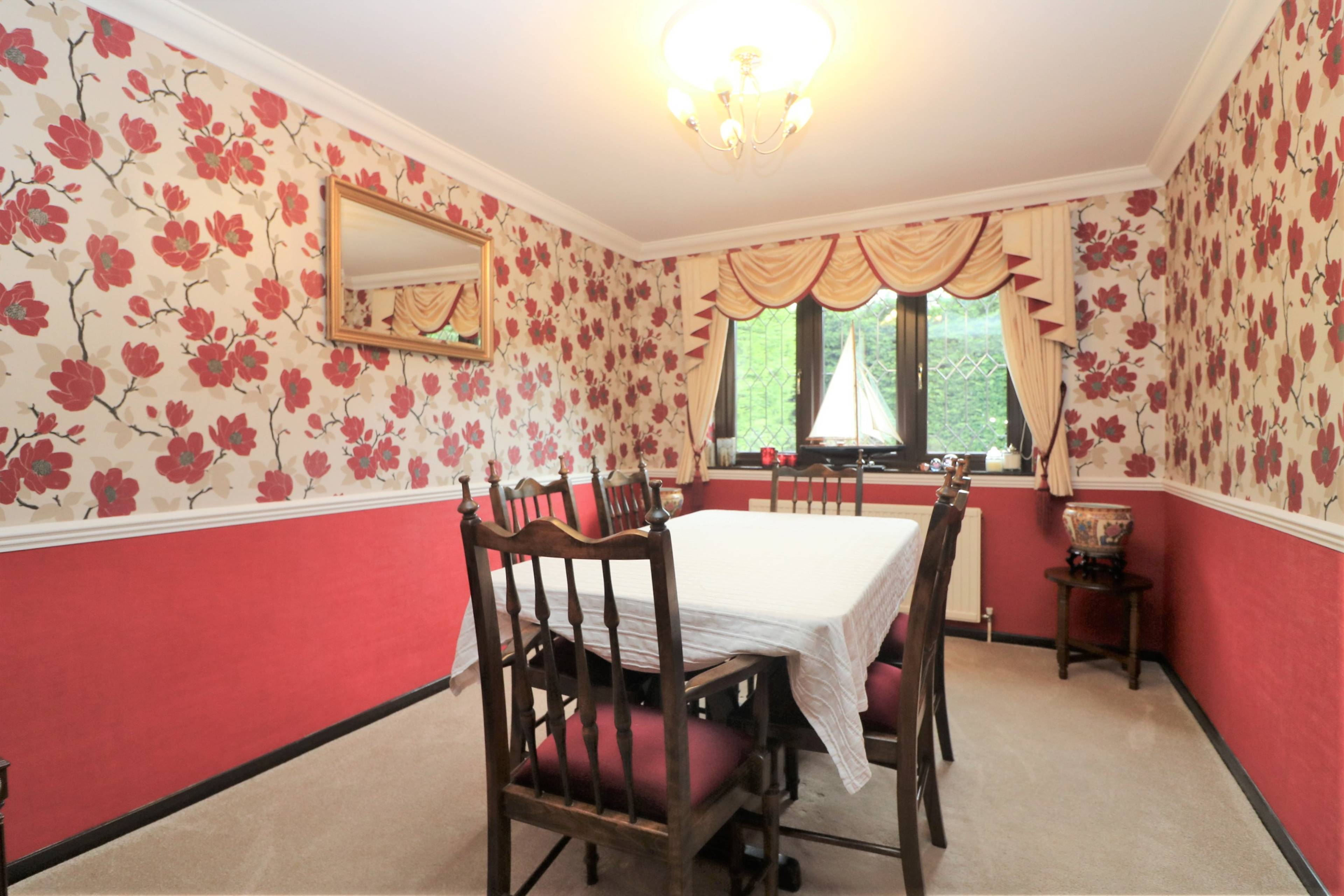 Dining Room/Bedroom