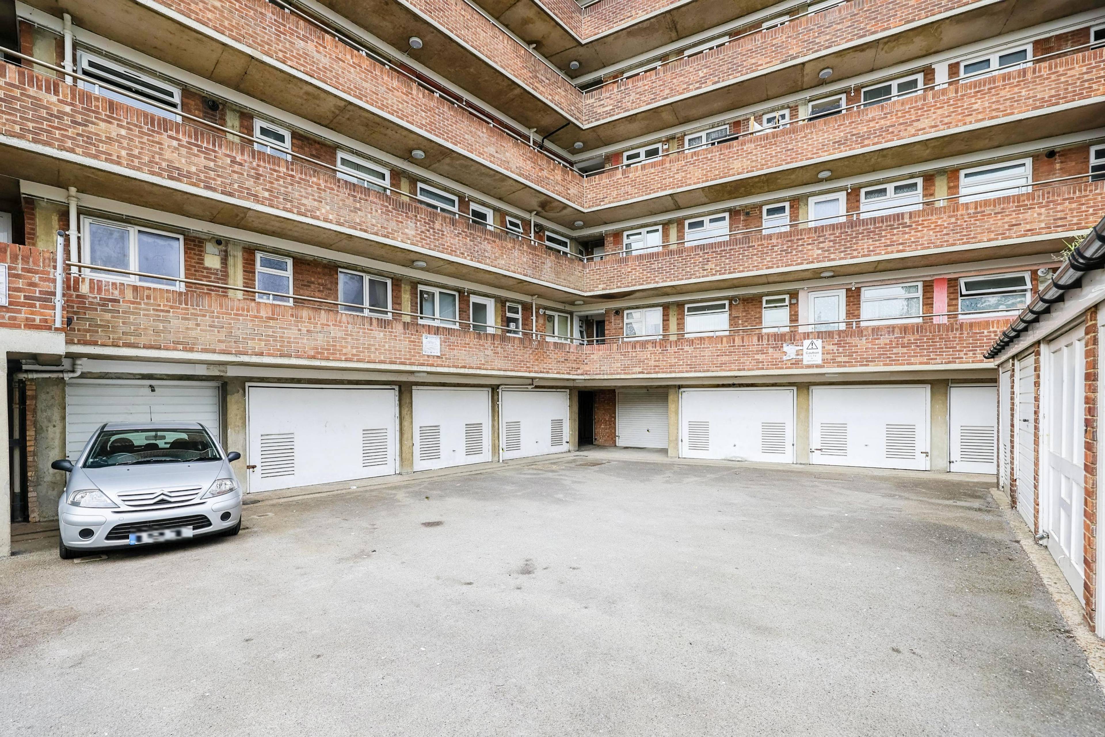 Garage En Bloc