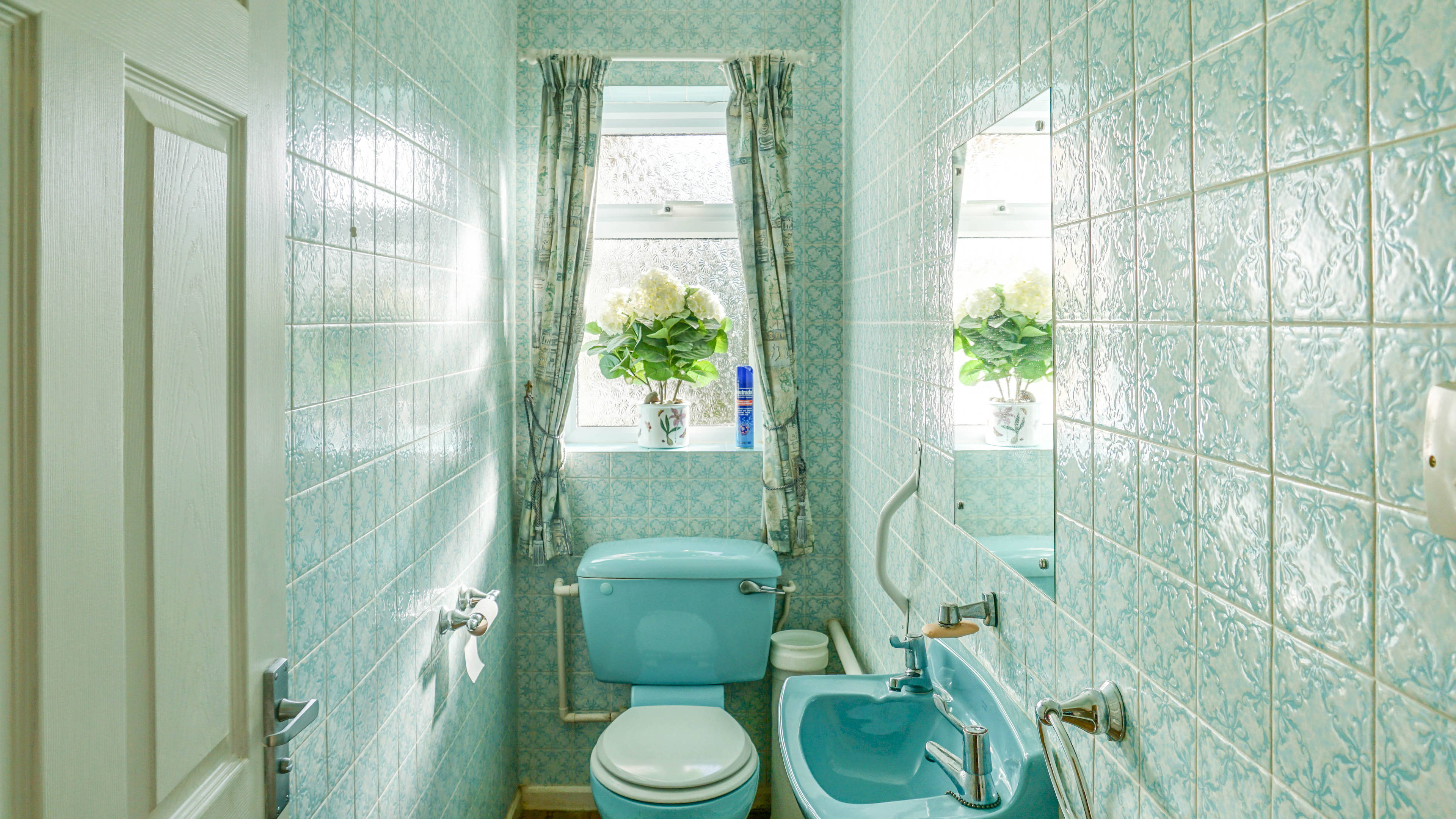 Cloak Room