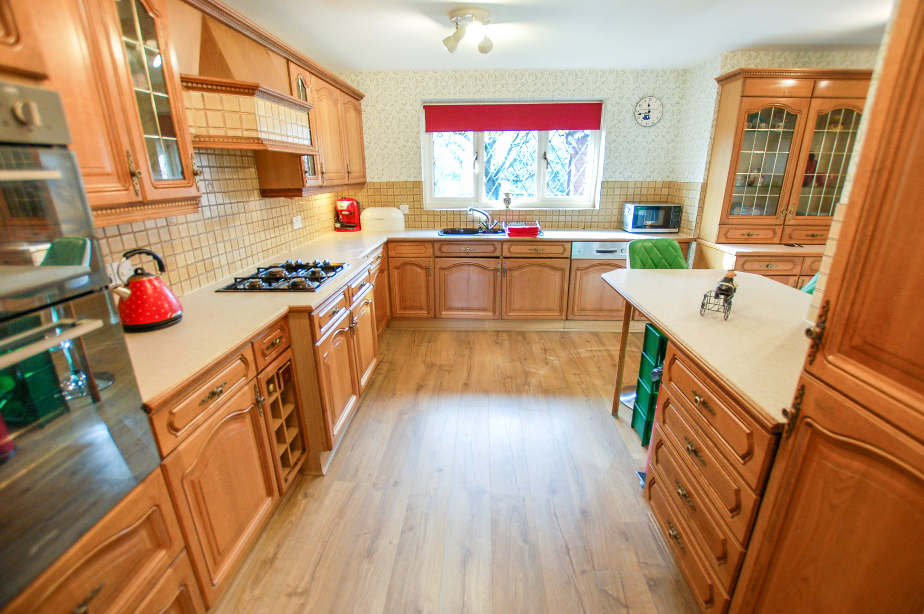 Kitchen/Breakfast