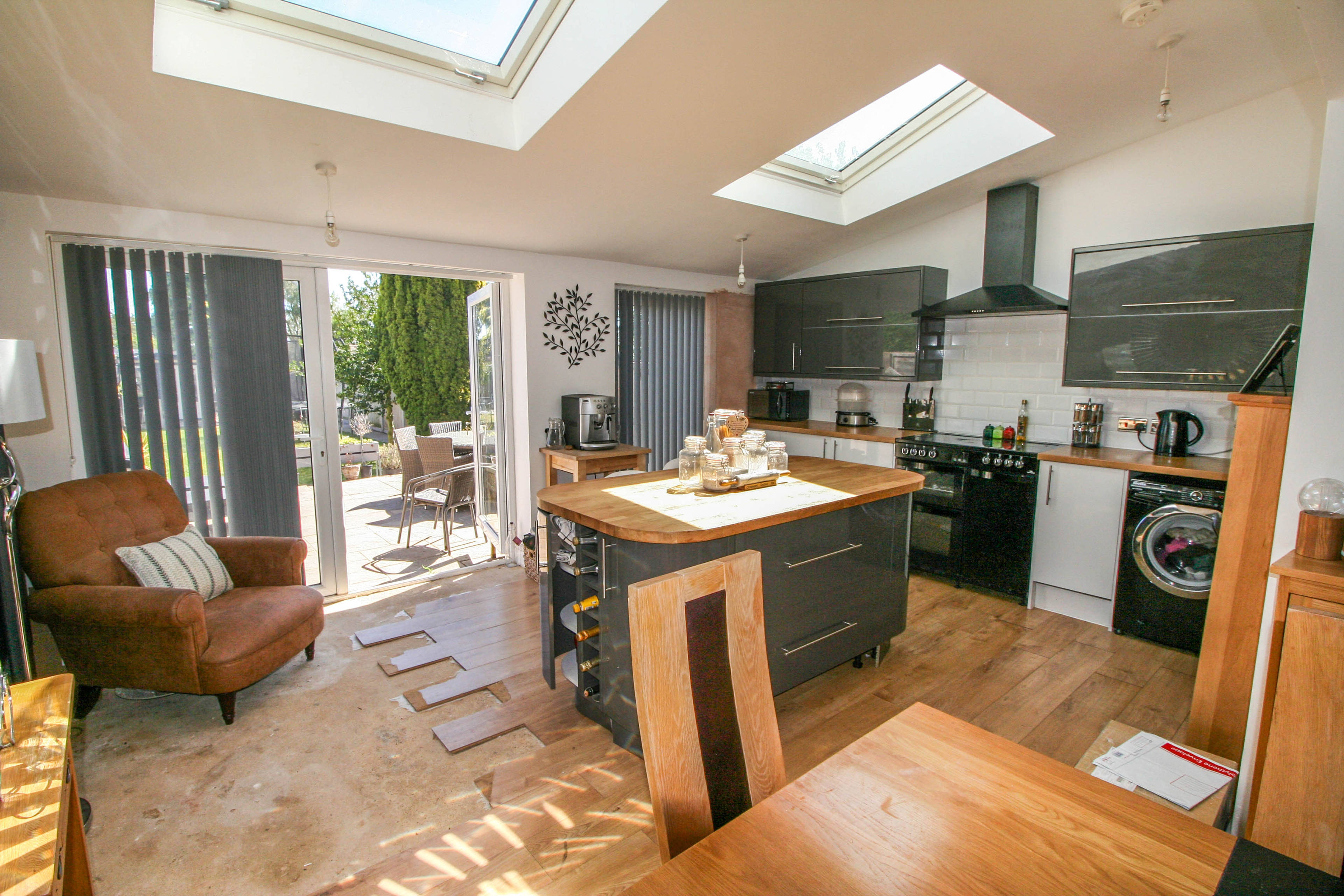 Kitchen/family Room