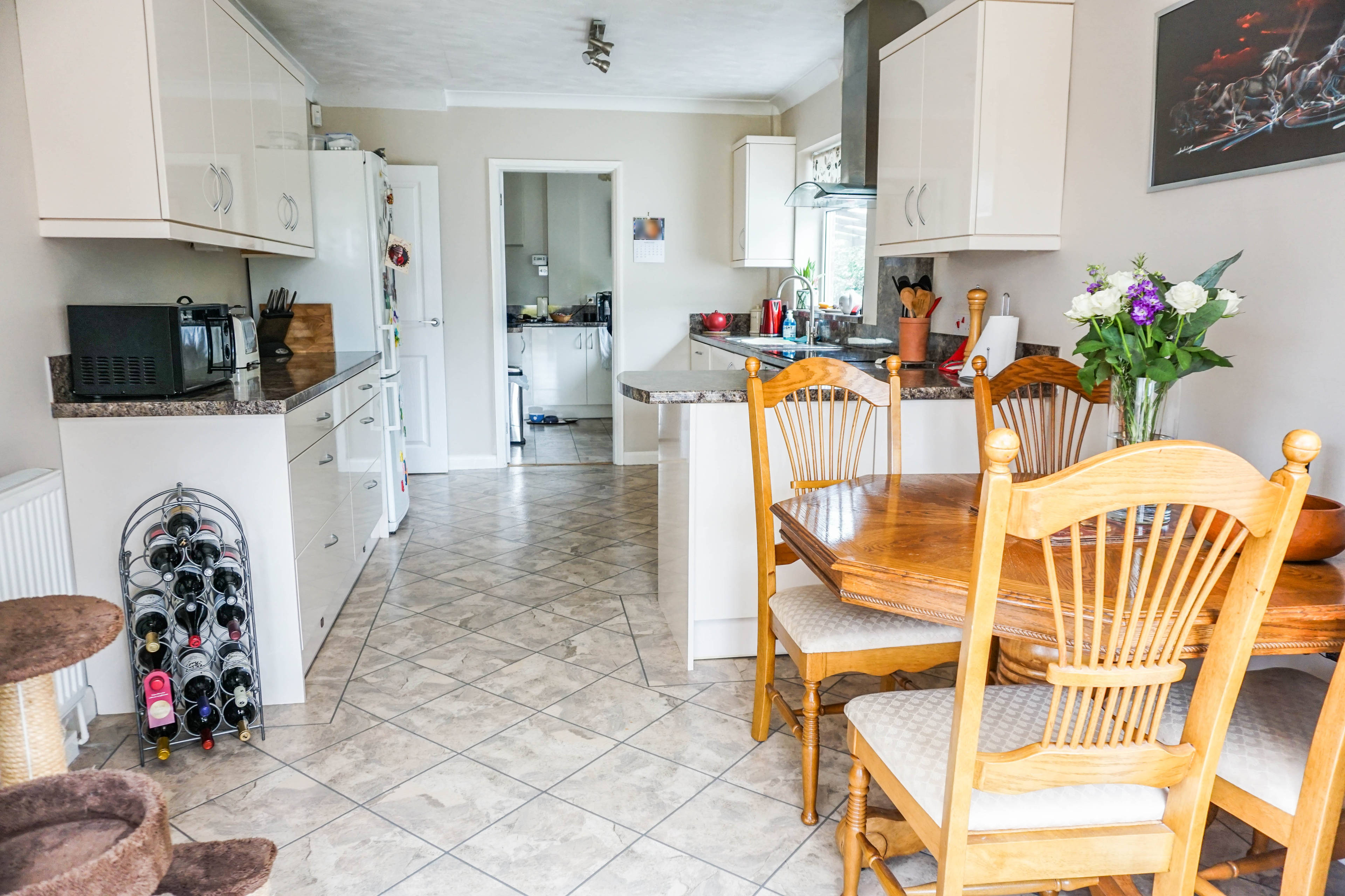 Kitchen/Dining Room