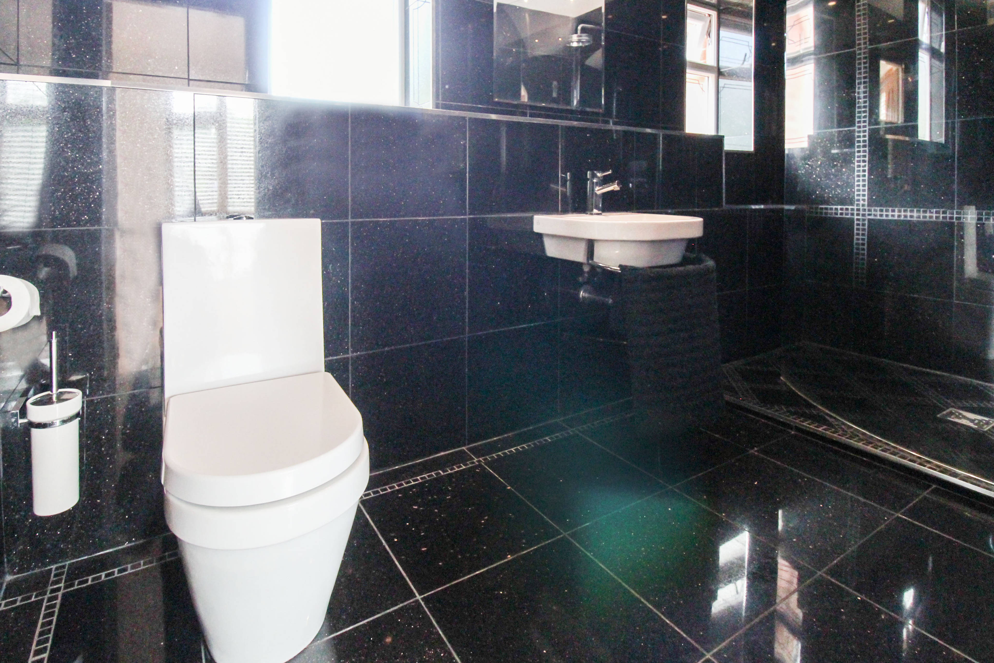 En-suite One