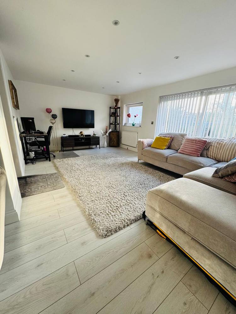 3 bedroom terraced house