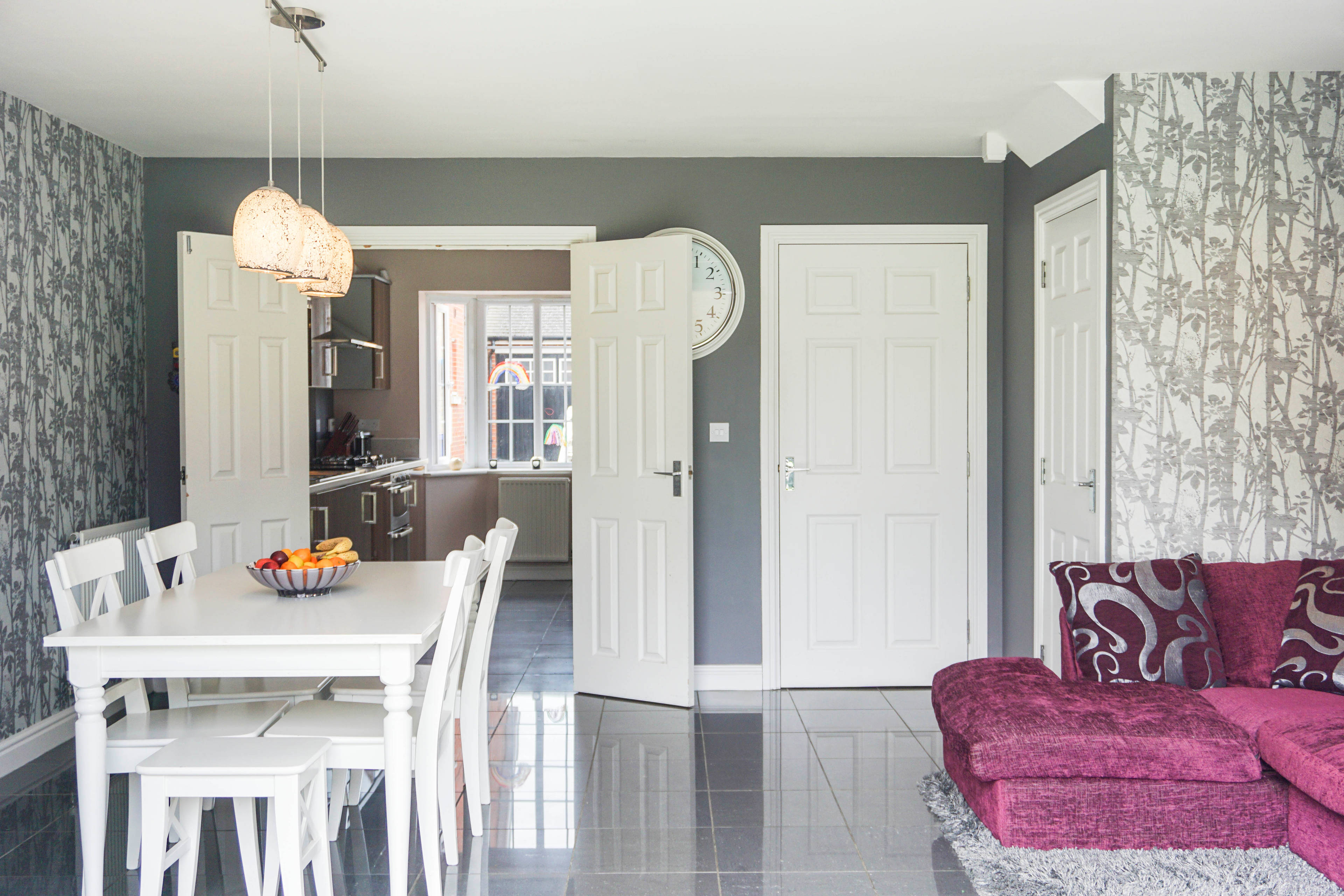 Lounge/Dining Room