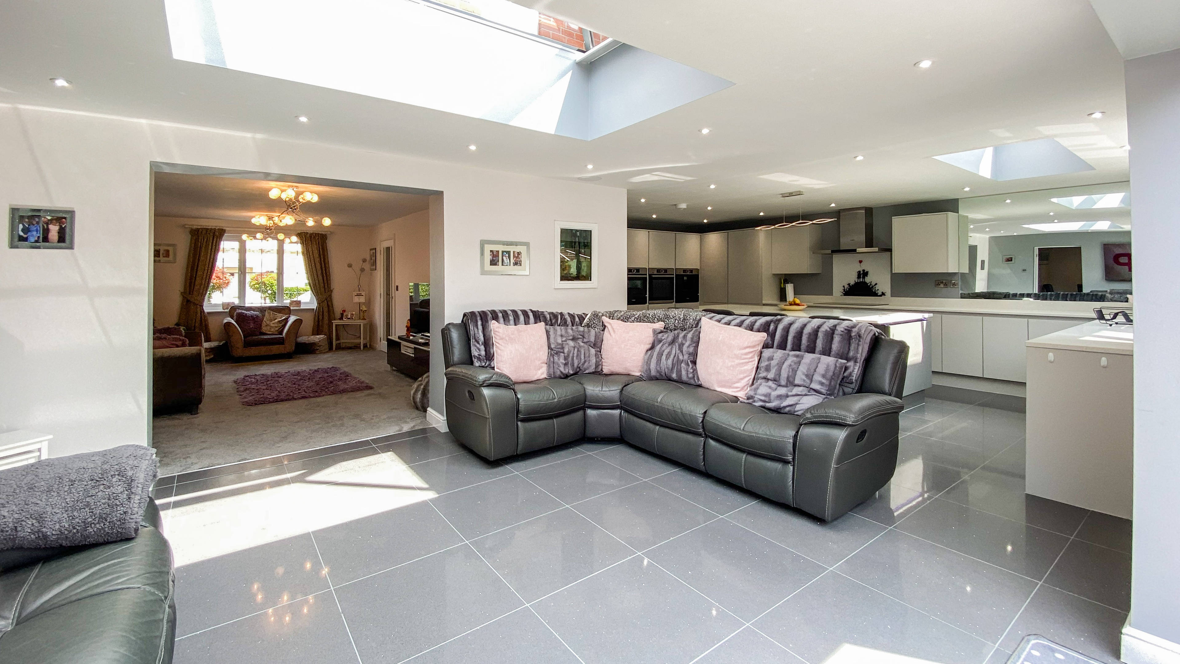 Kitchen/Family Room