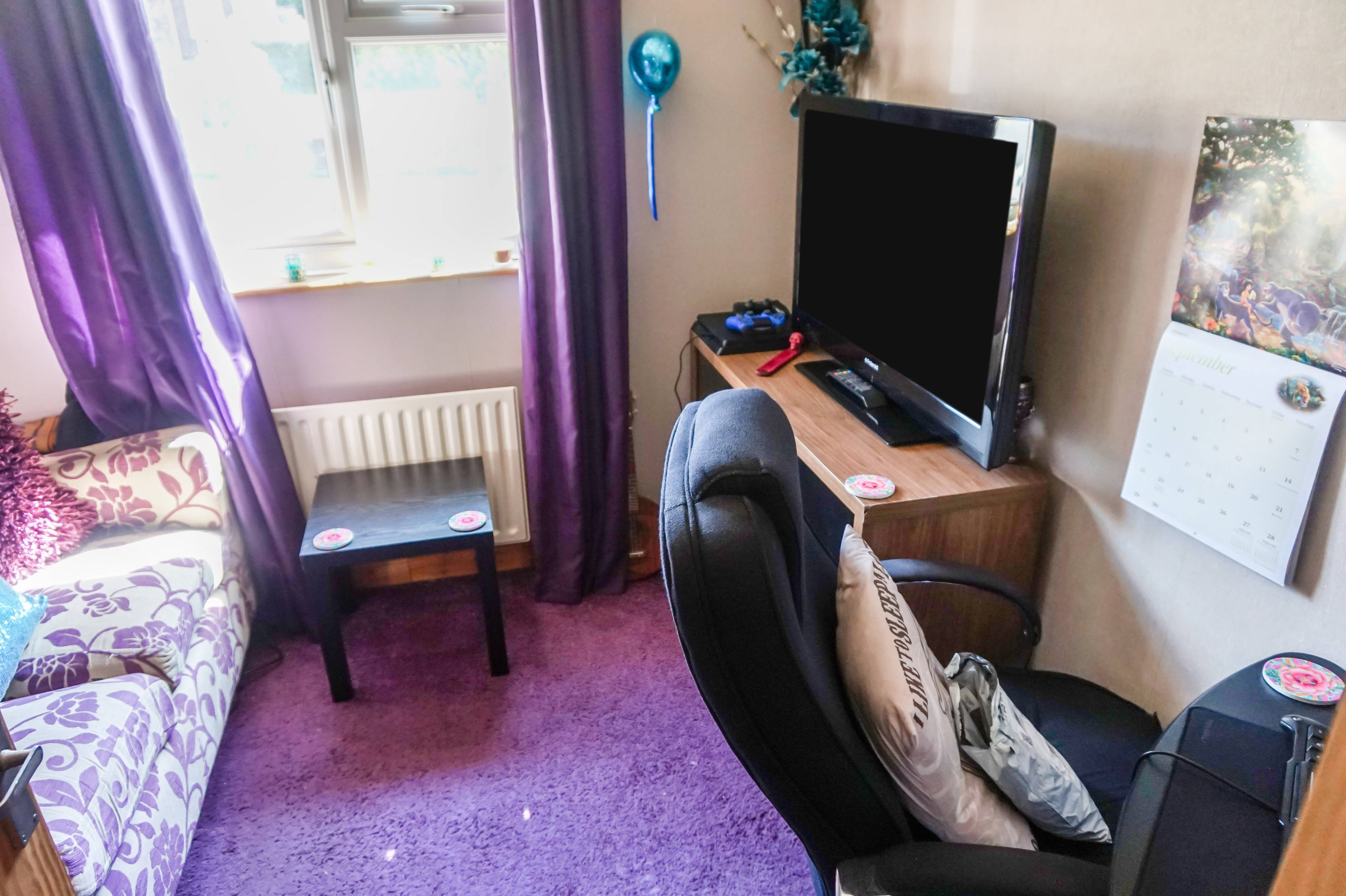 Bedroom Six / Study