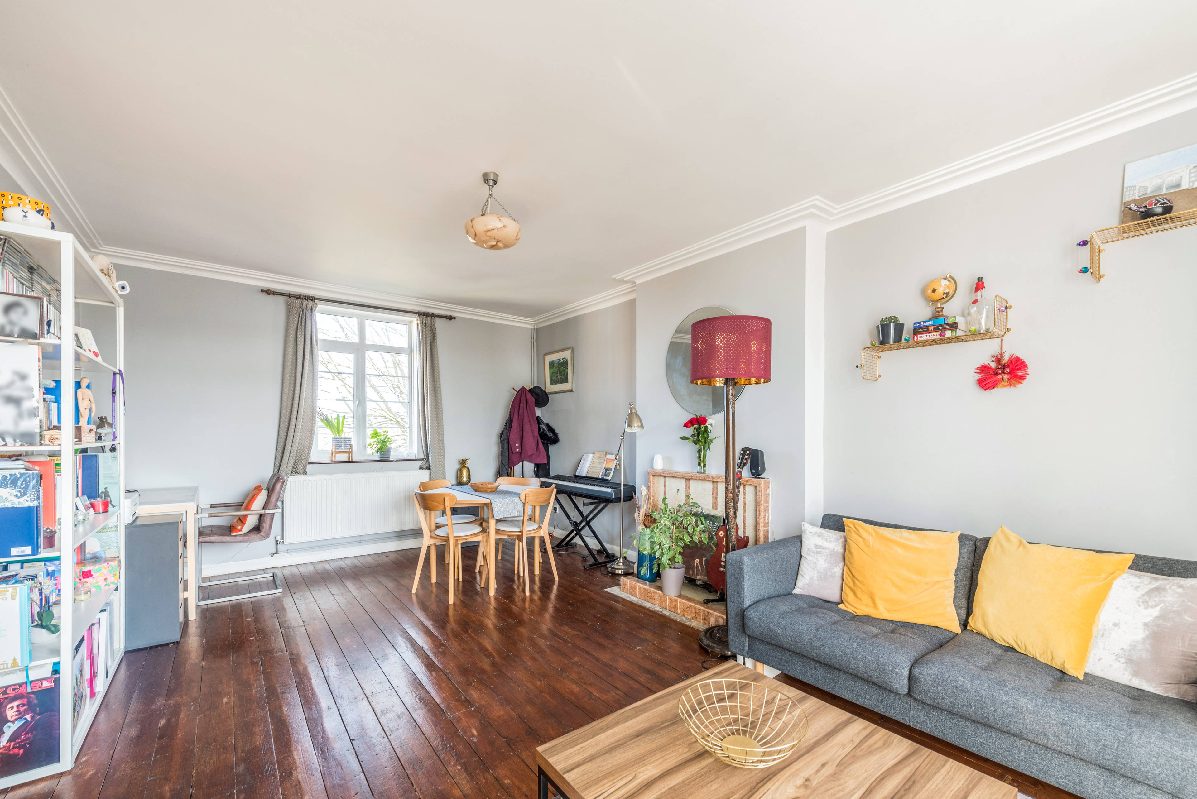 Lounge/Dining Room