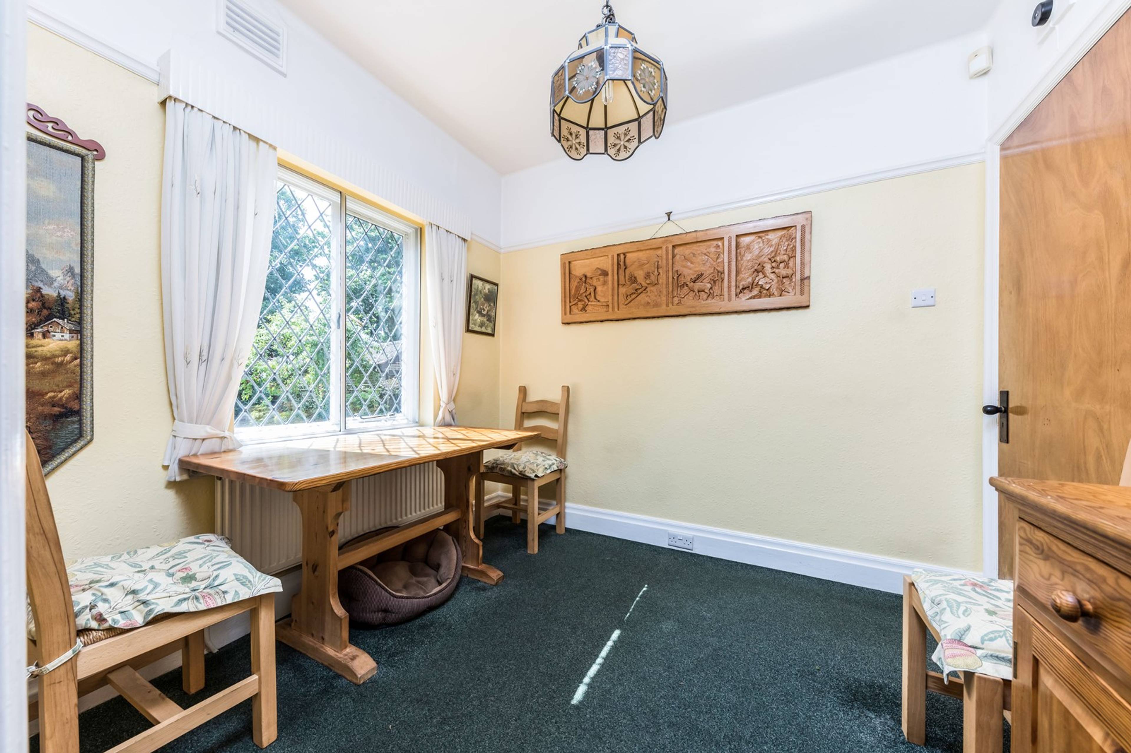 Breakfast Room
