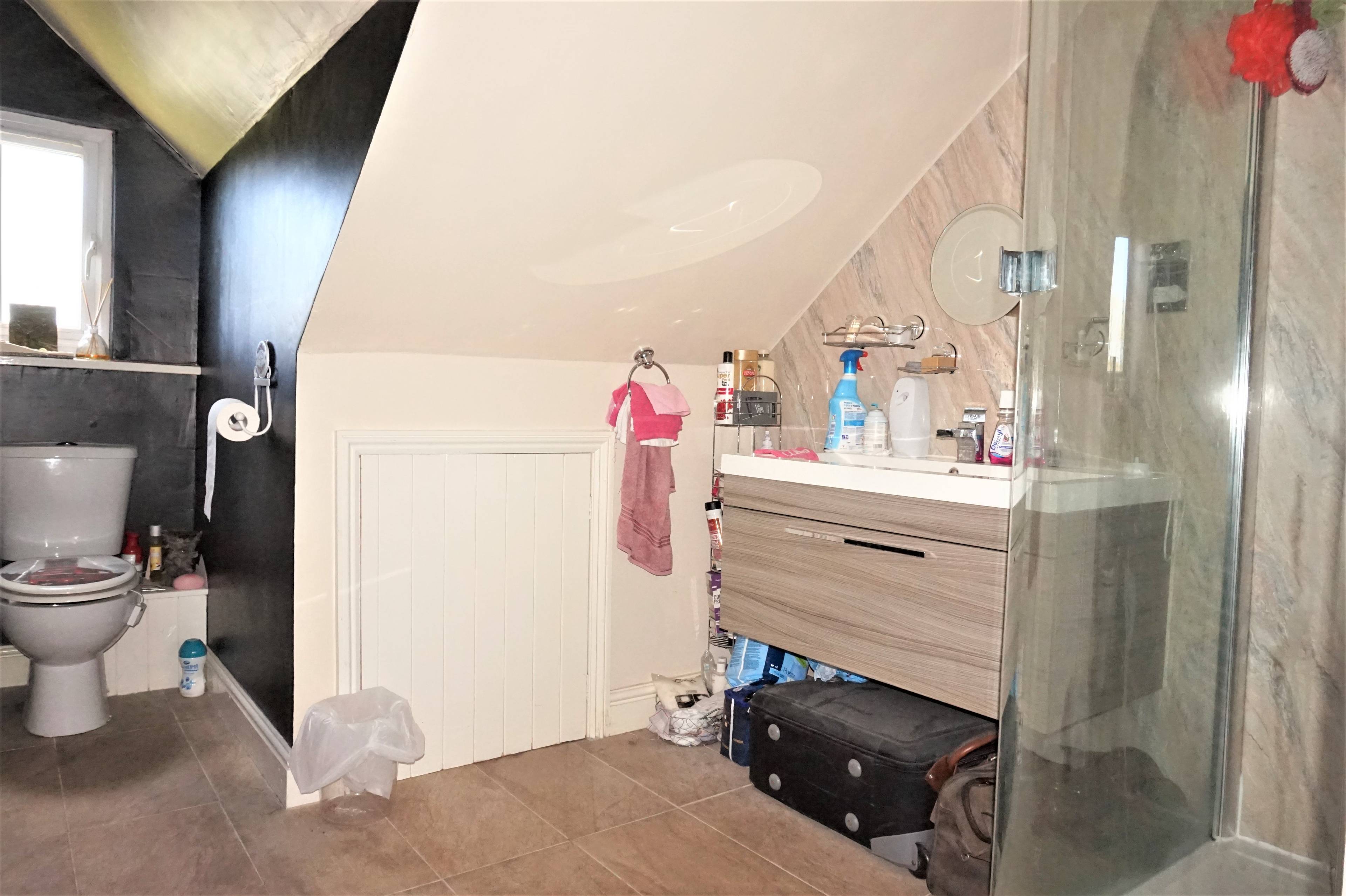 Master En-suite