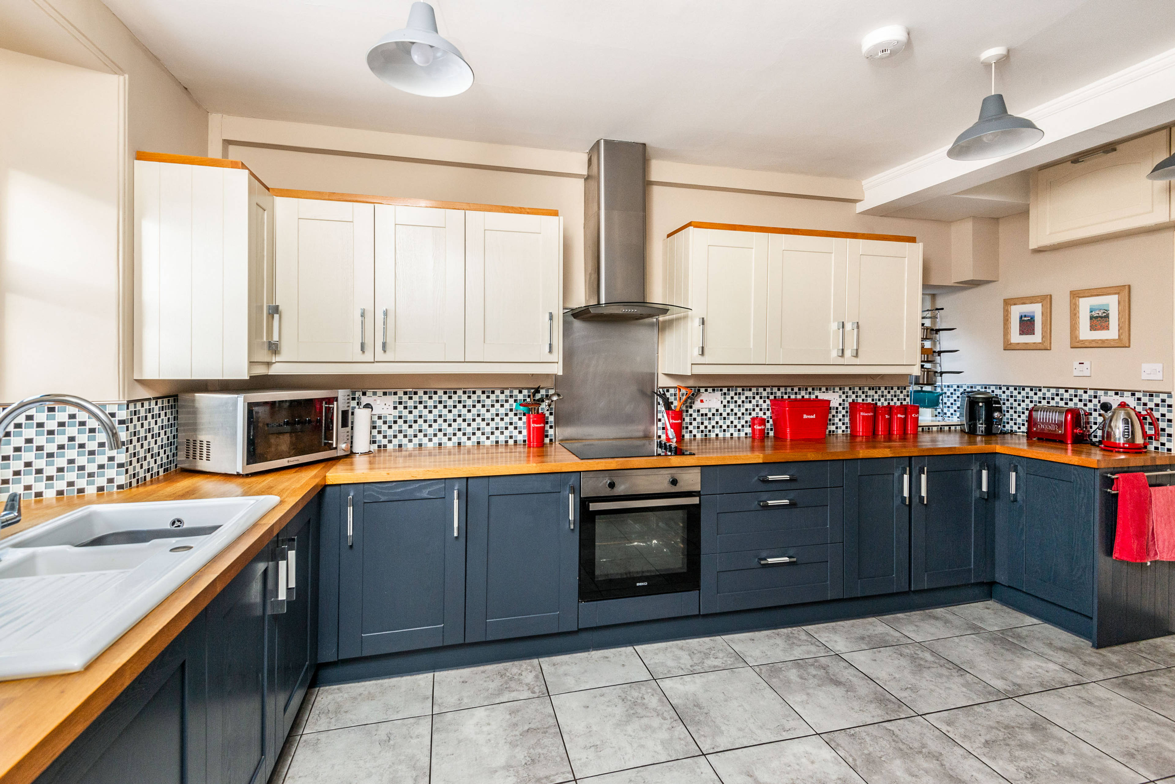 Kitchen/Dining Room