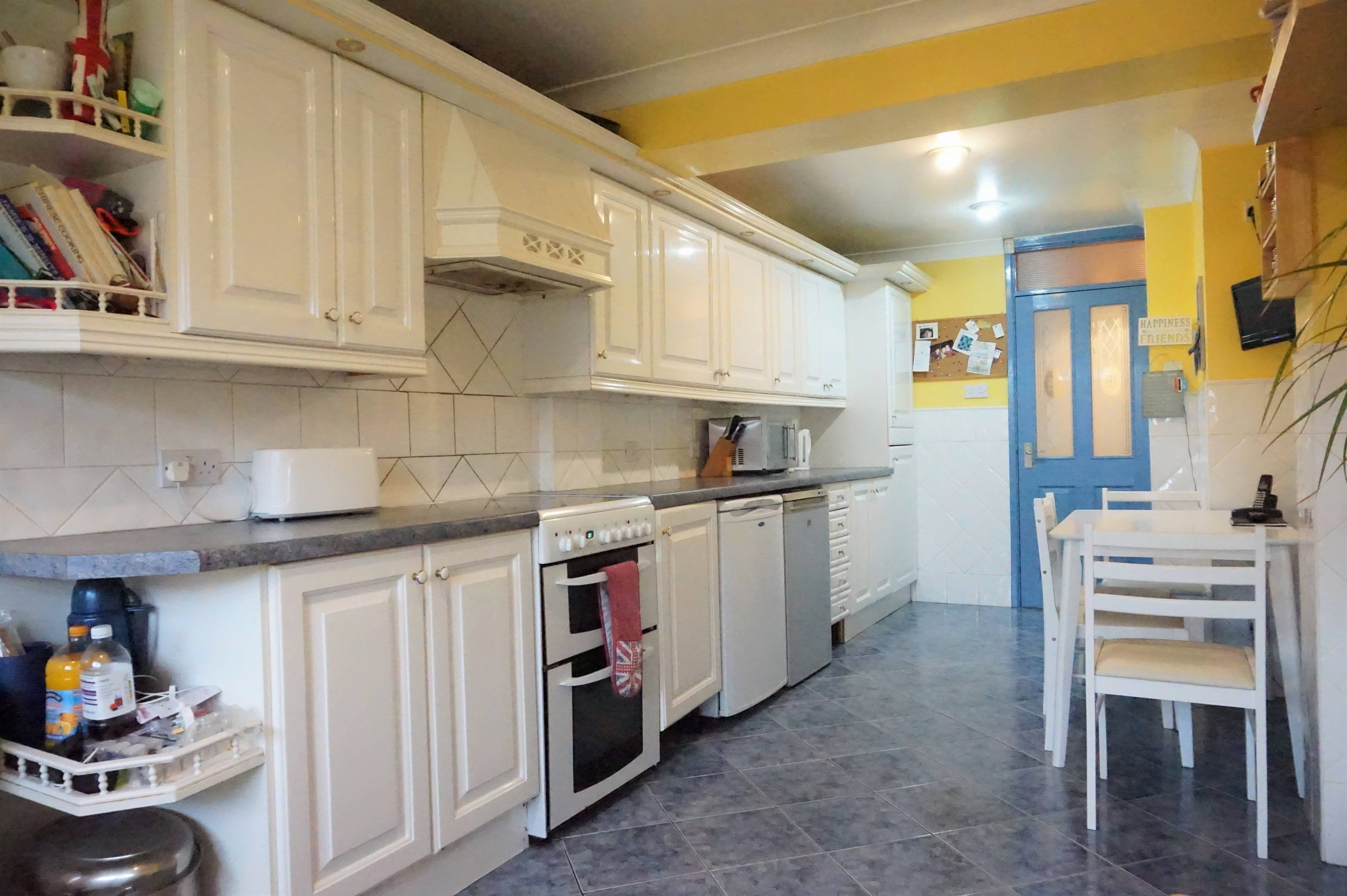 Kitchen / Breakfast