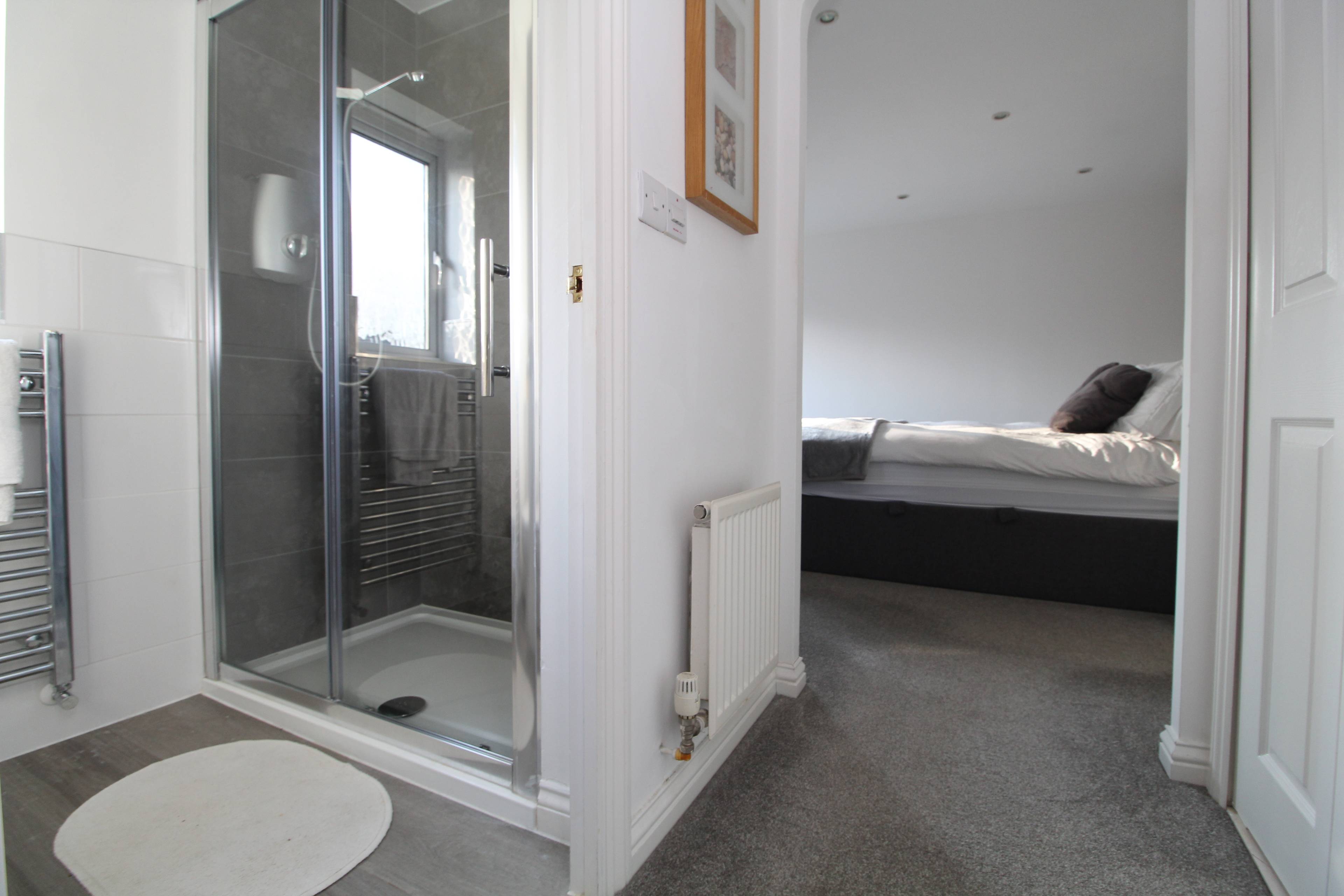 Master En-suite
