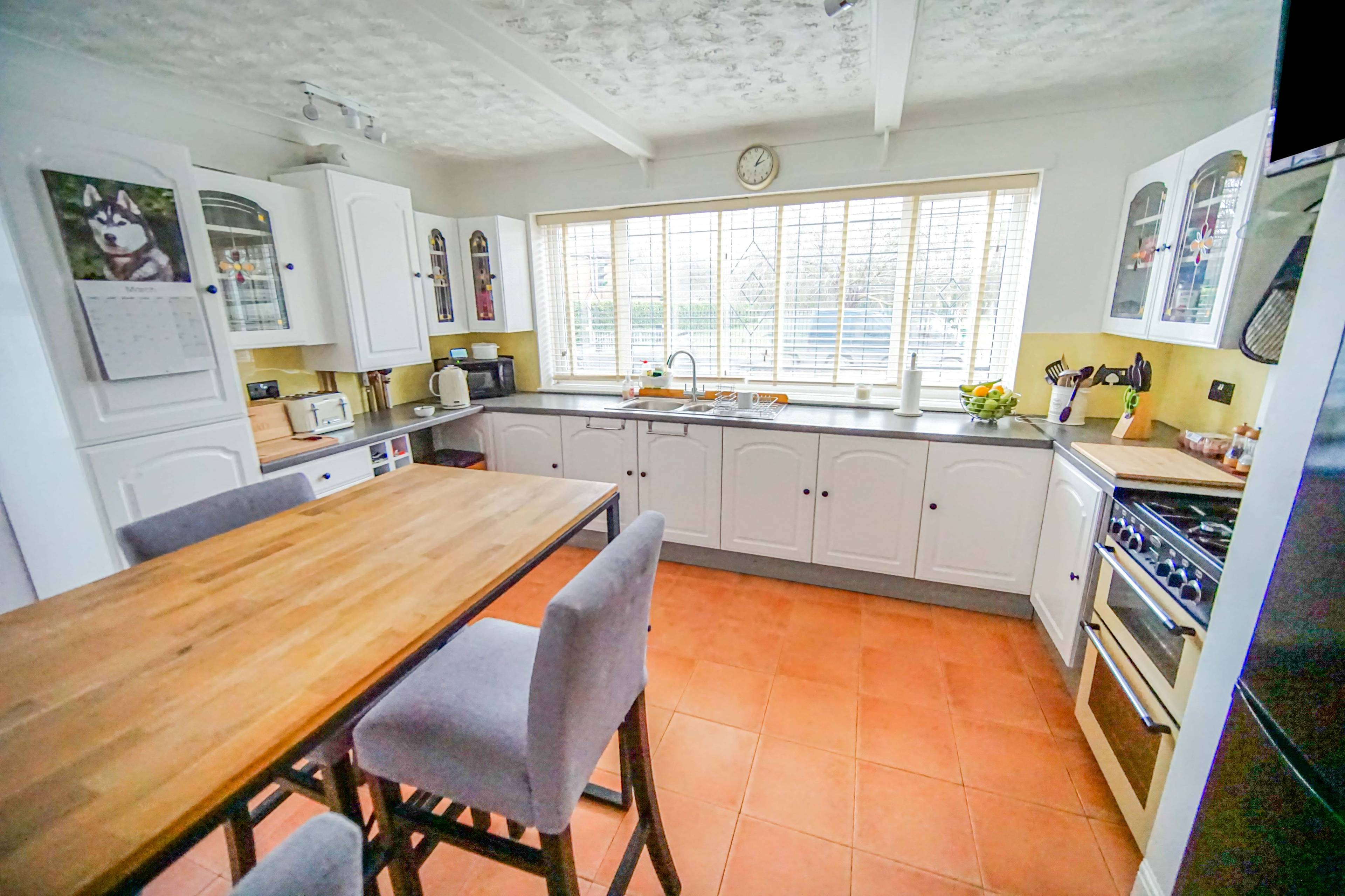 Kitchen/Breakfast