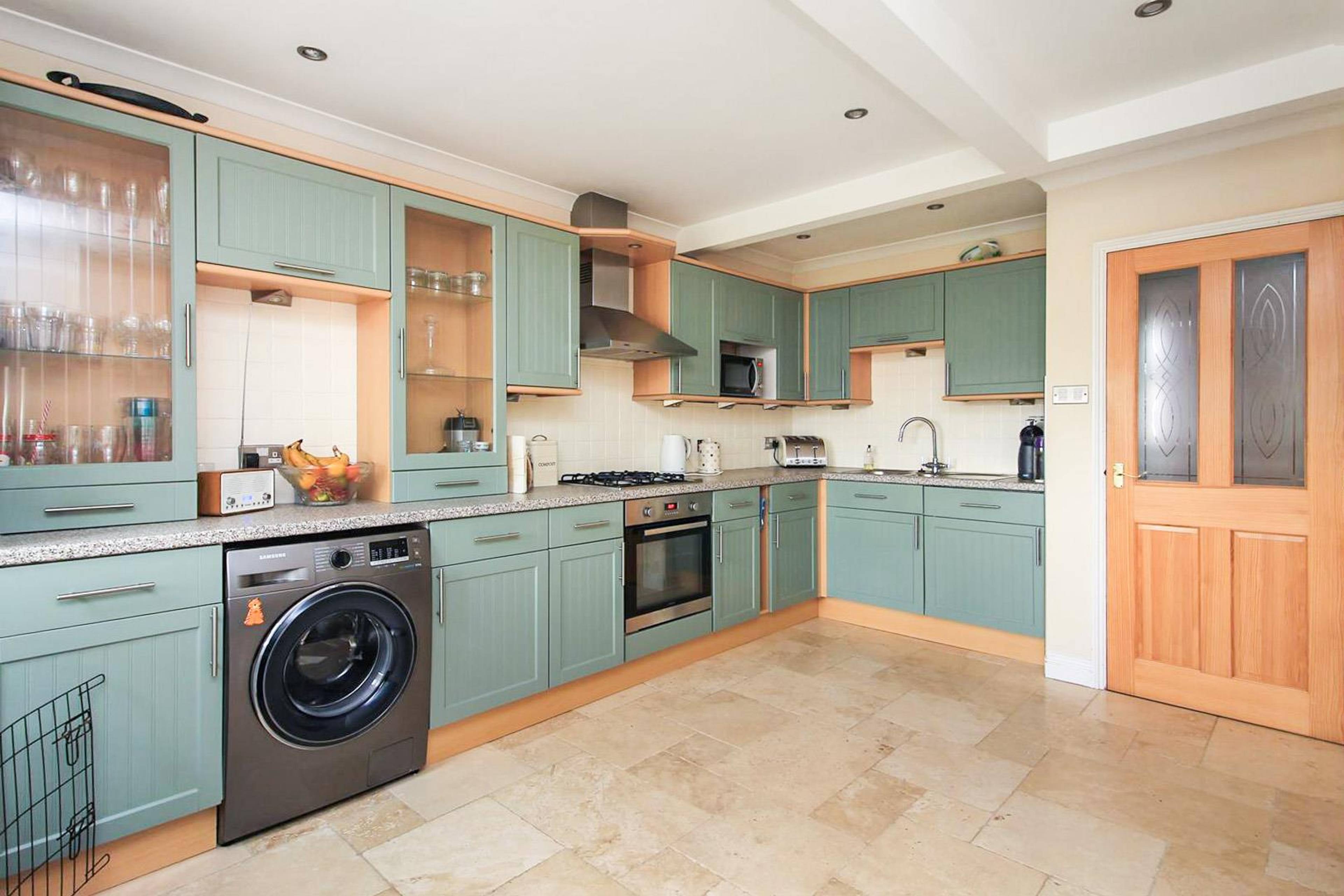 Kitchen/Breakfast