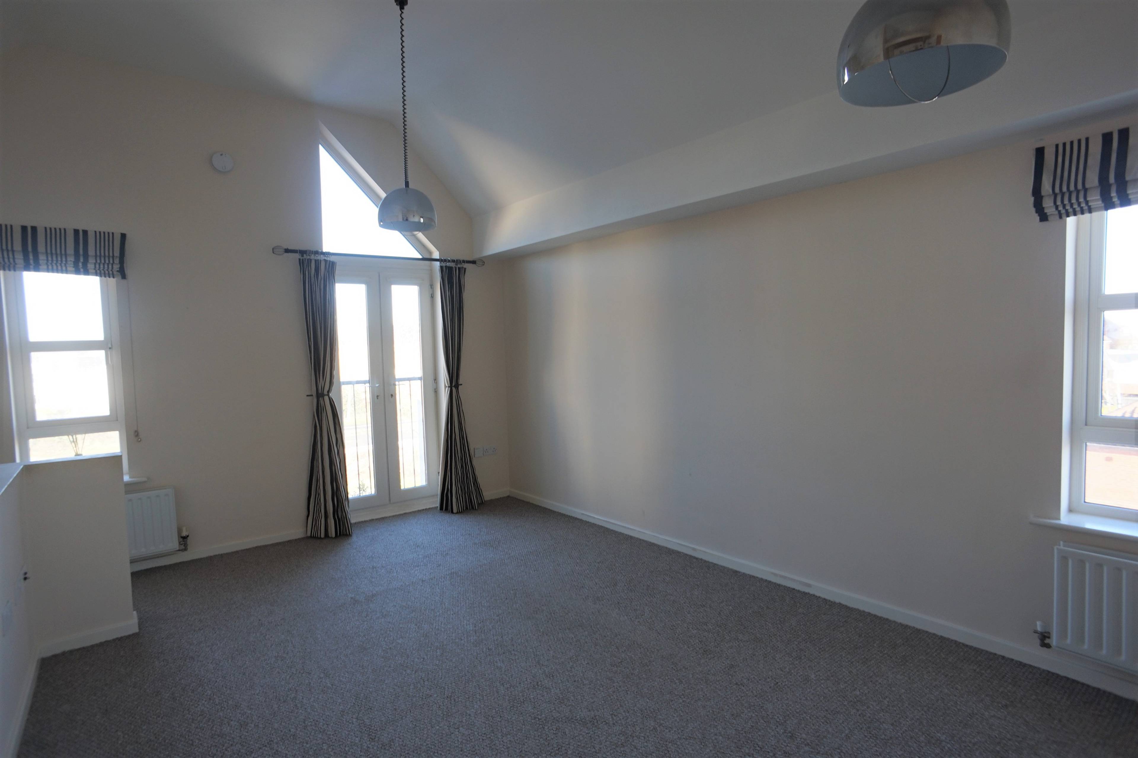 Lounge / Kitchen