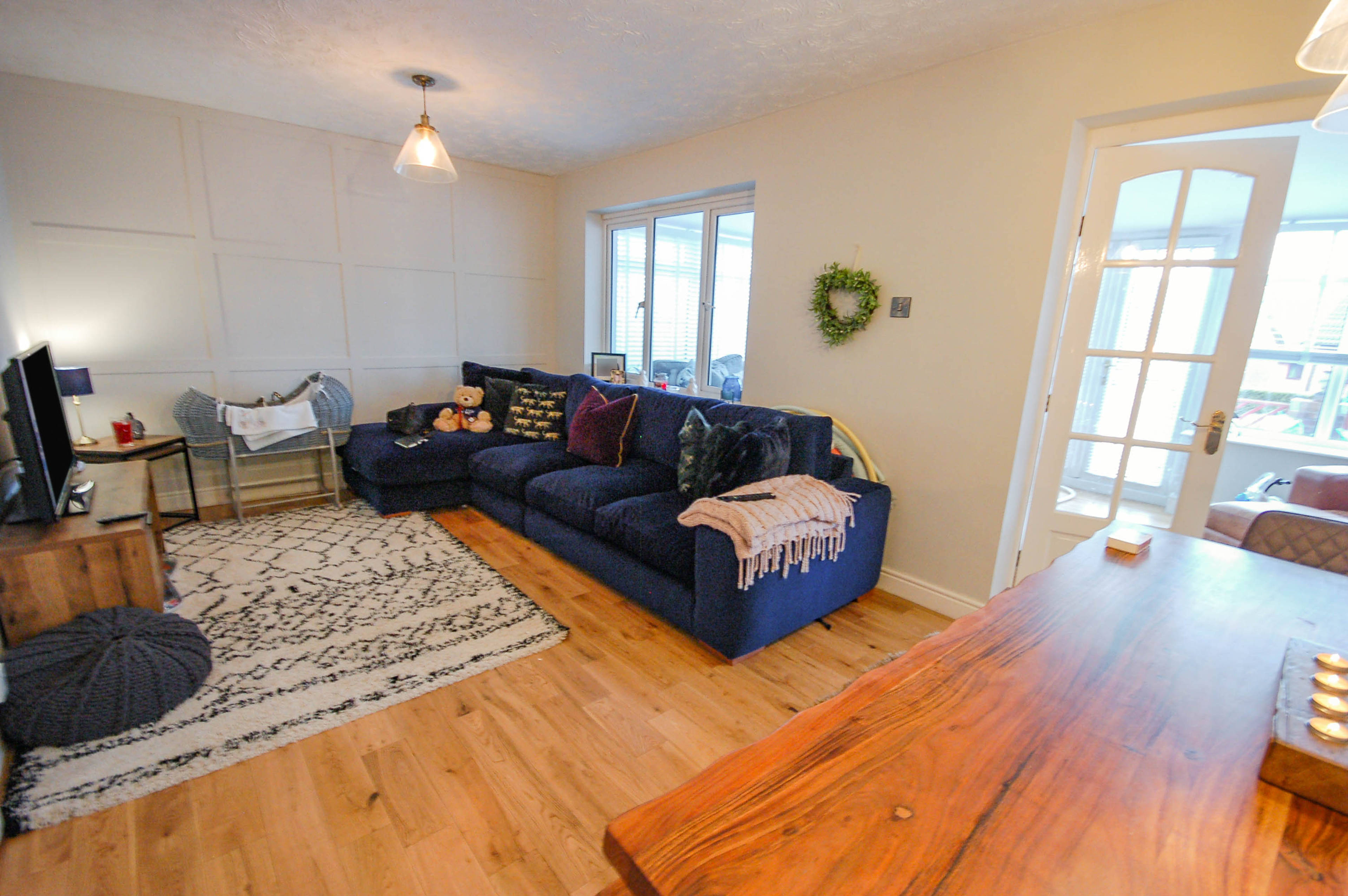 Lounge/Dining Room