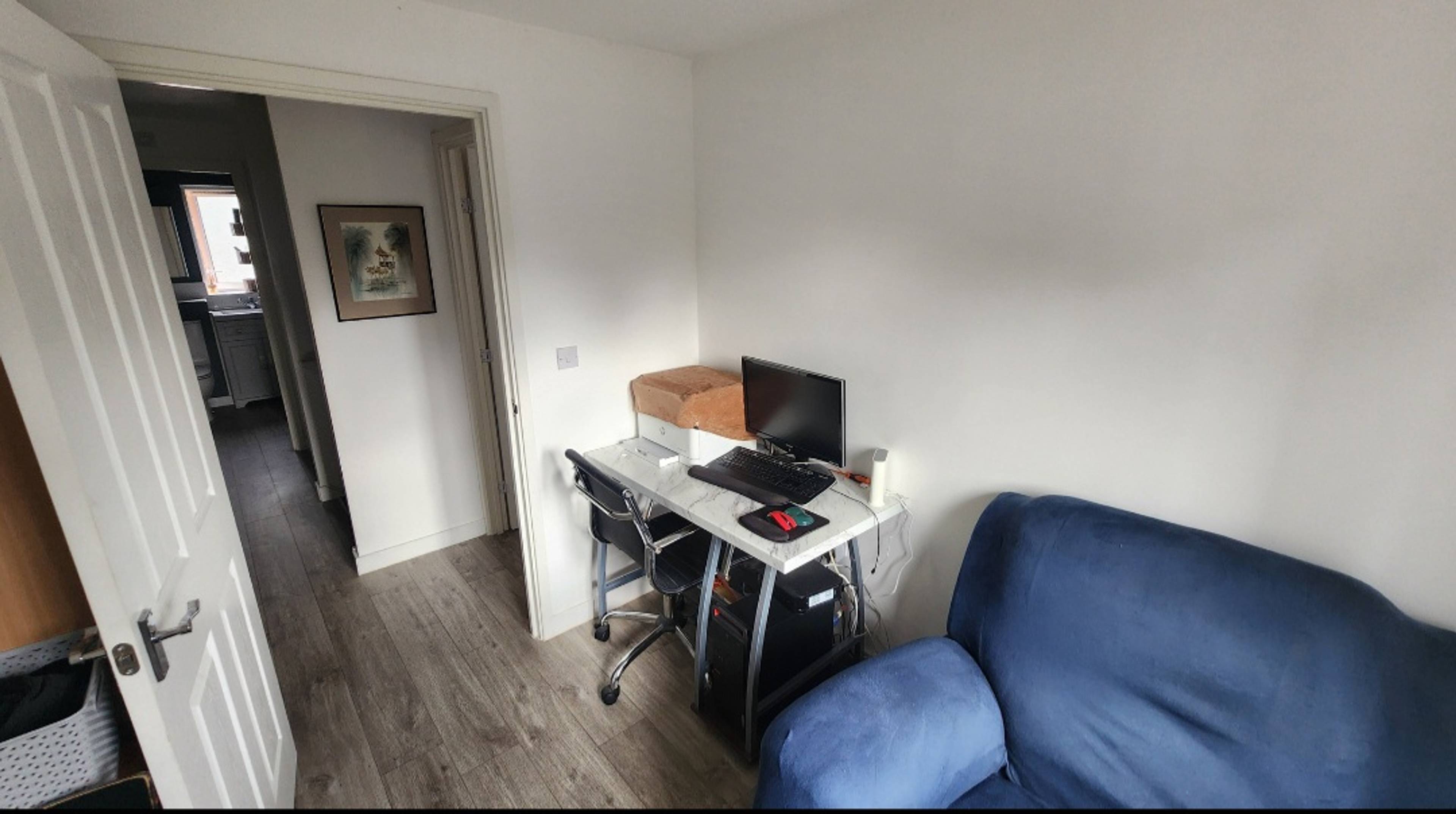 Bed 3 / Dining Room
