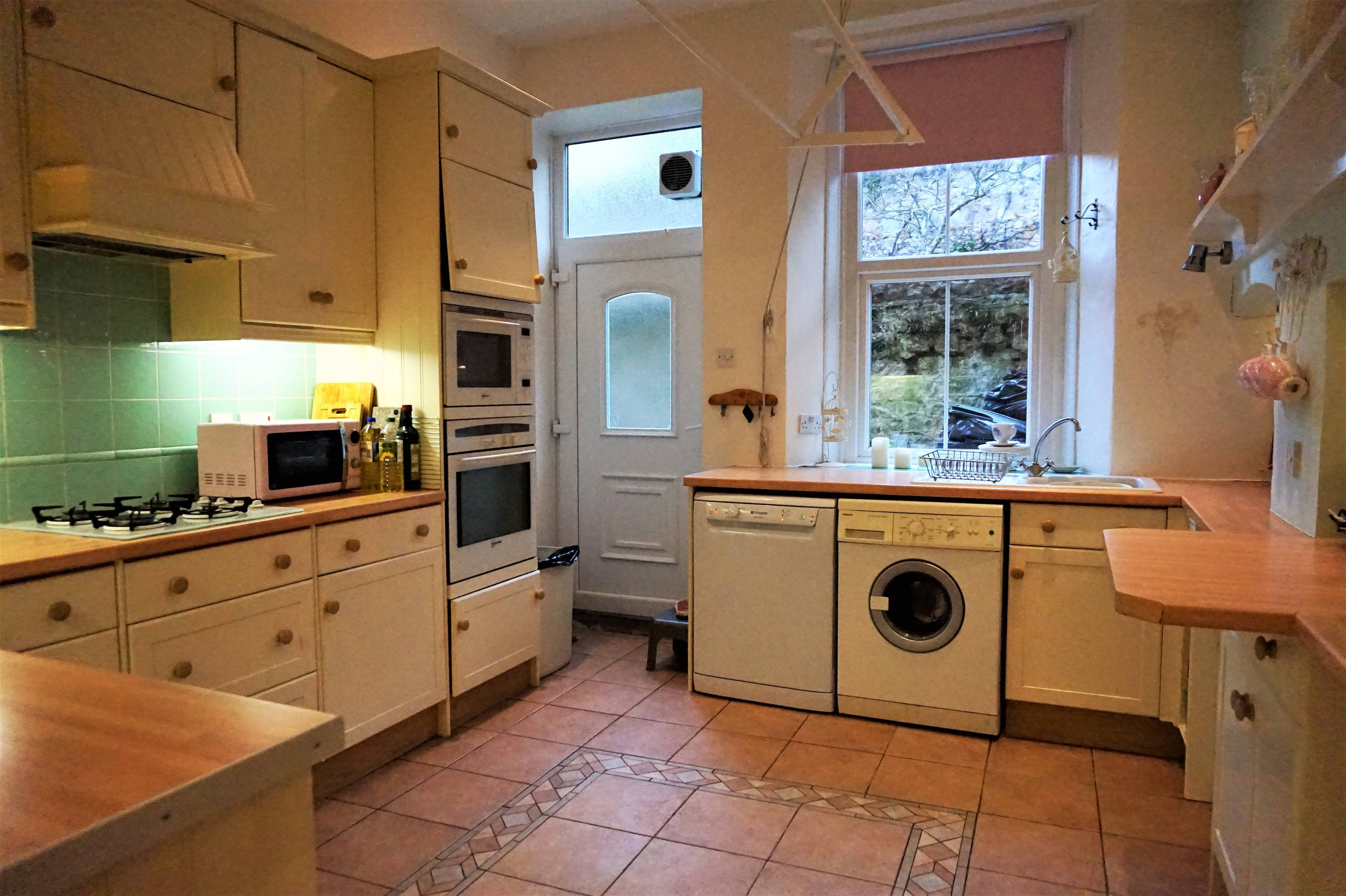Kitchen / Breakfast
