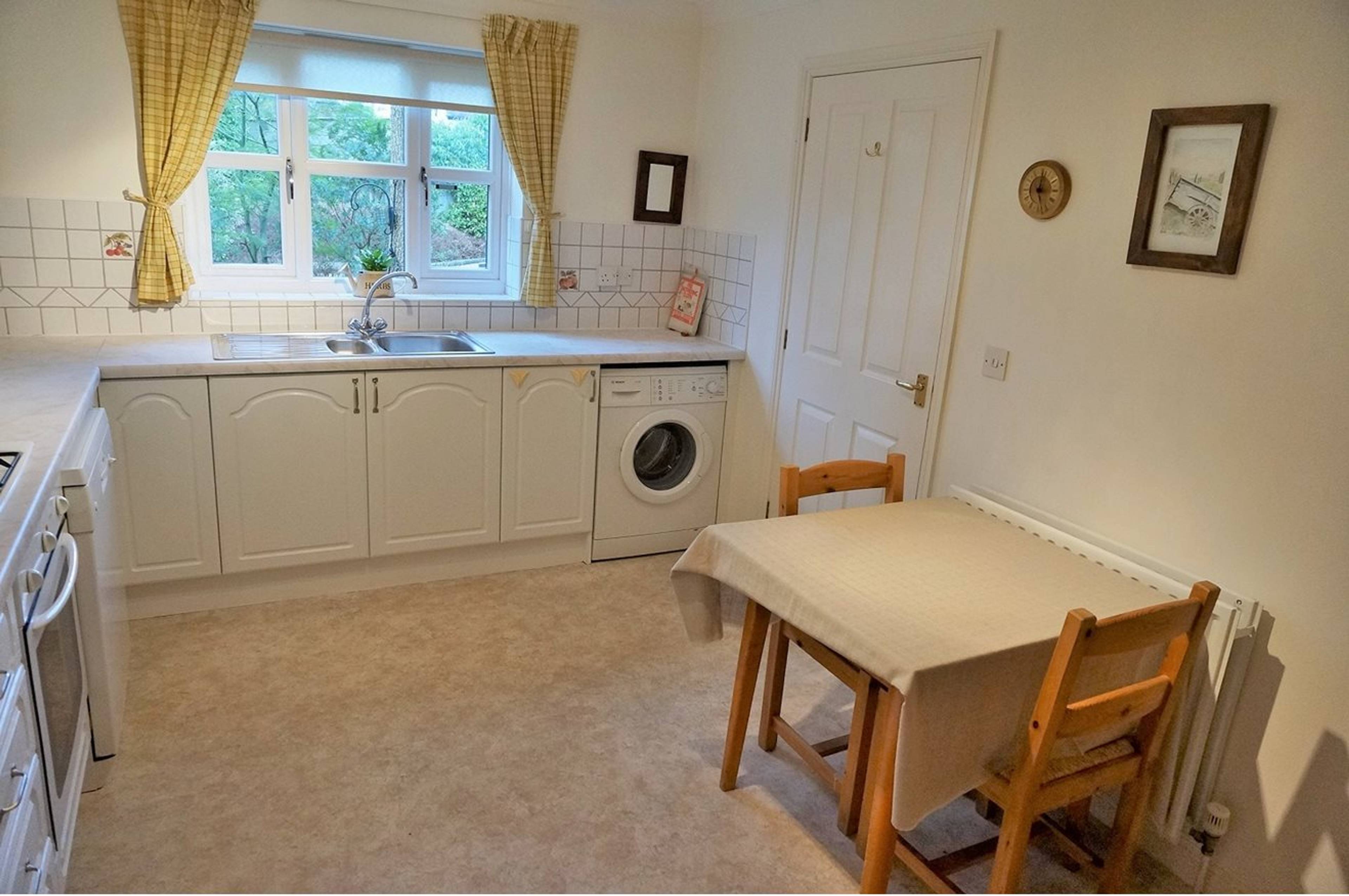 Kitchen / Breakfast