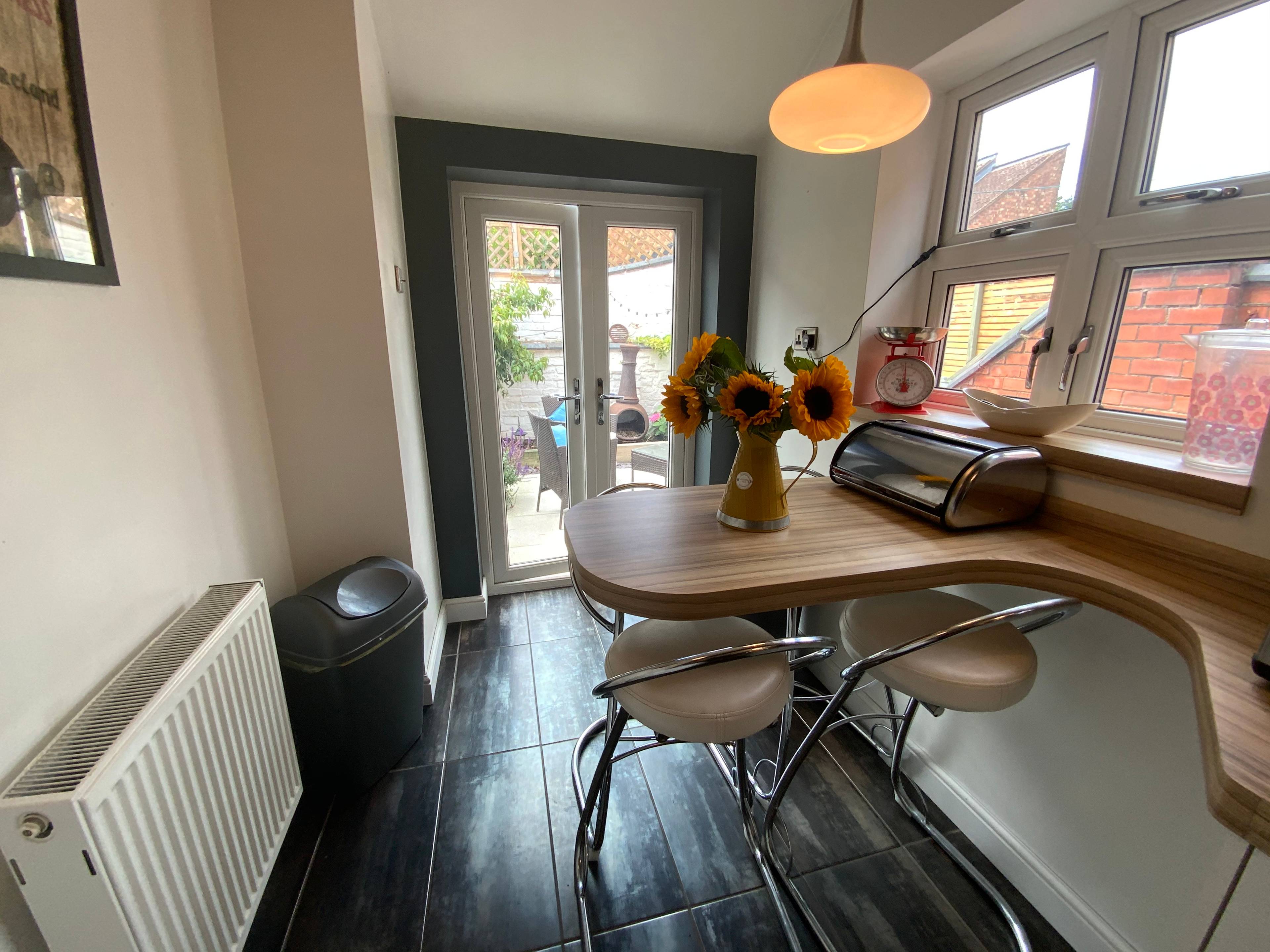 Kitchen/Breakfast