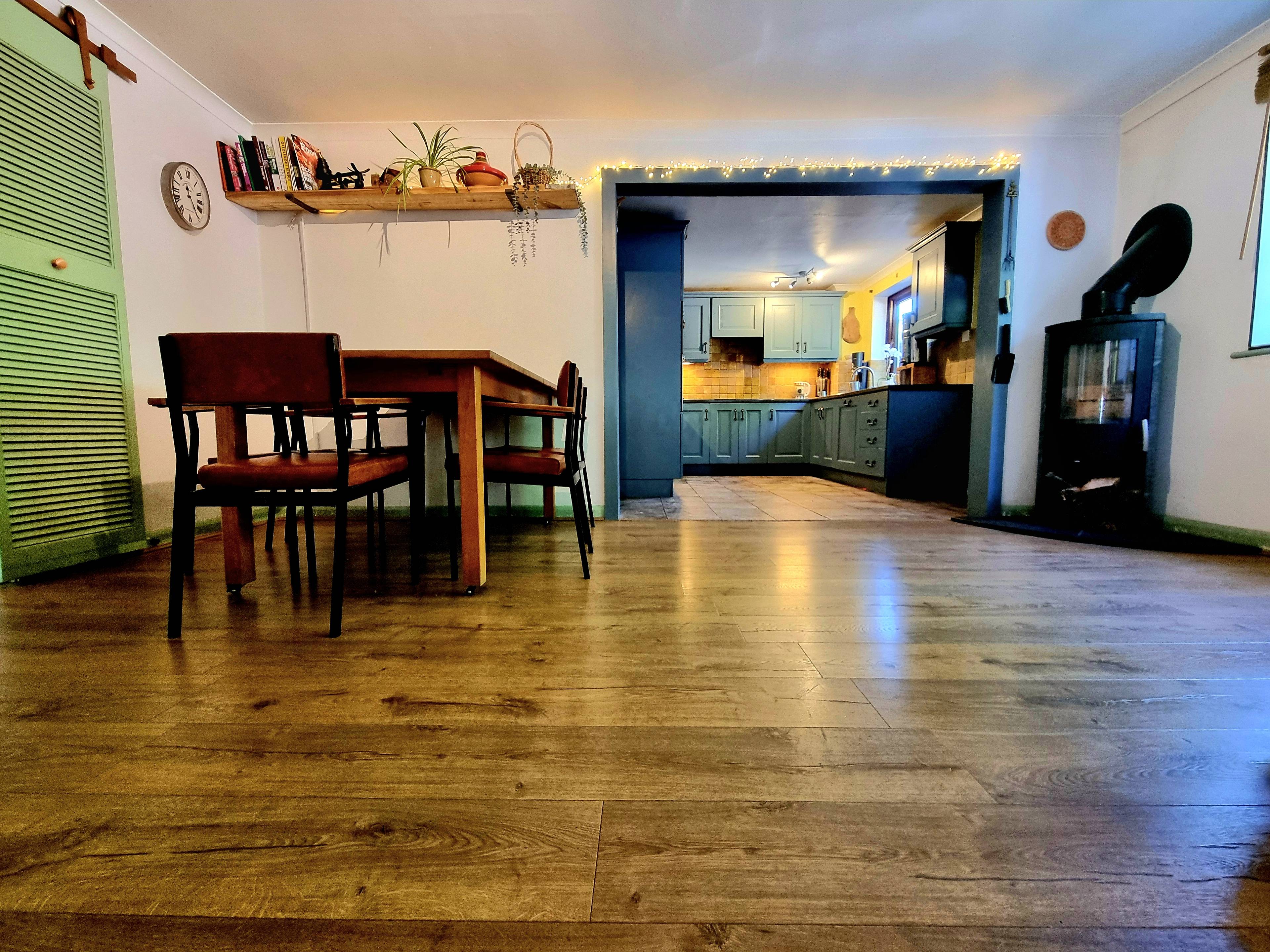 Kitchen/Dining Room