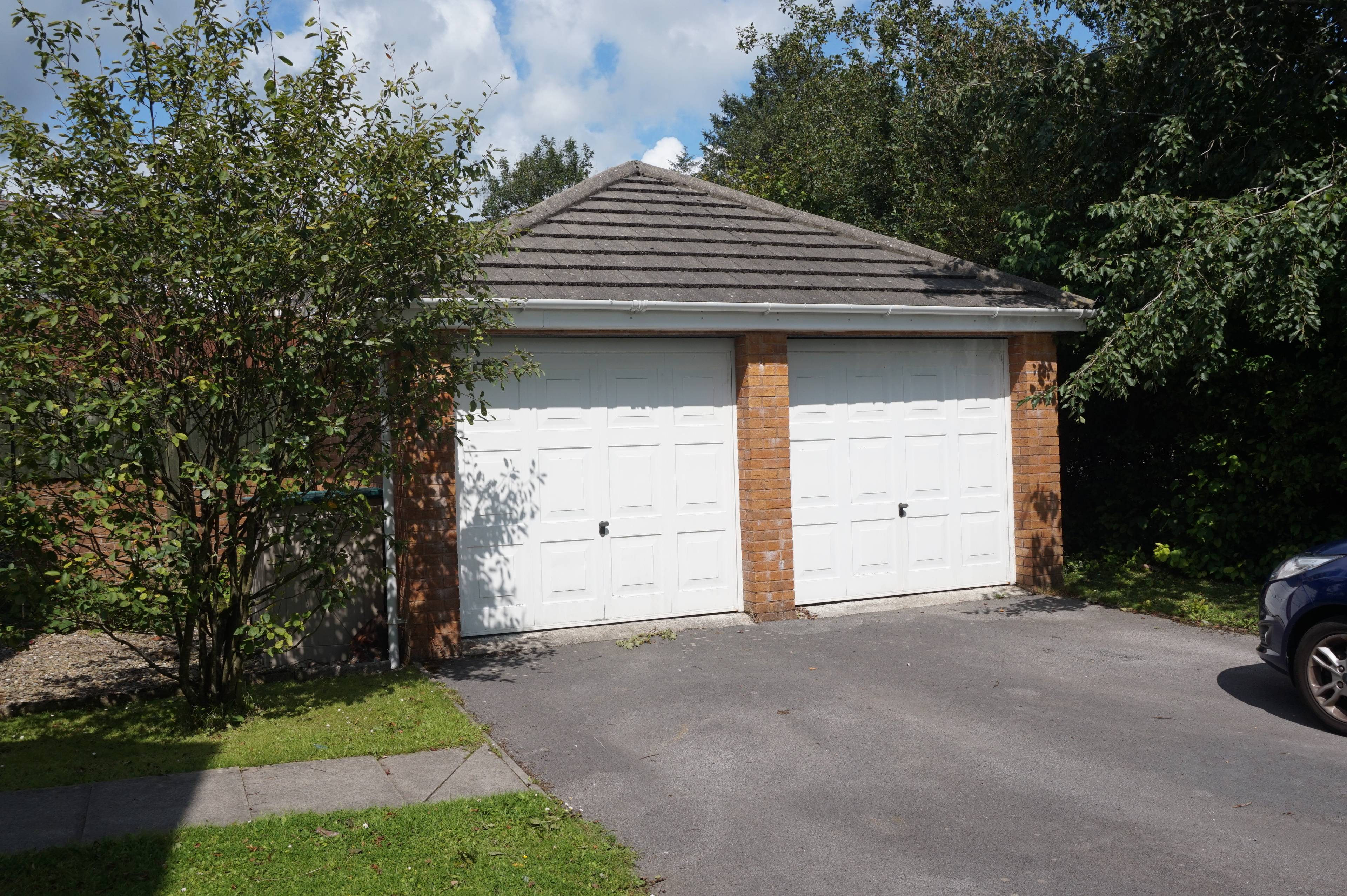 Double Garage