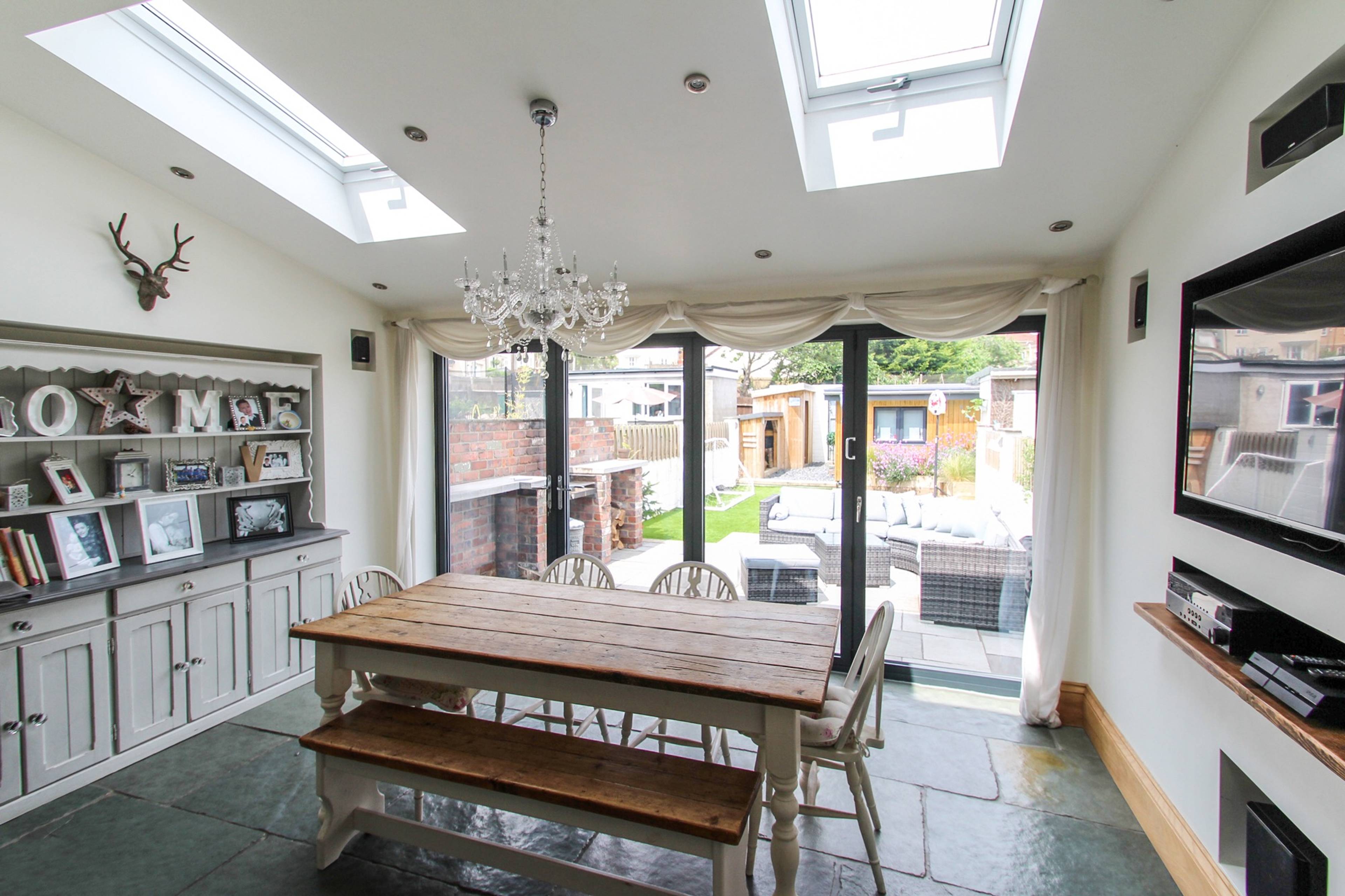 Kitchen / Diner