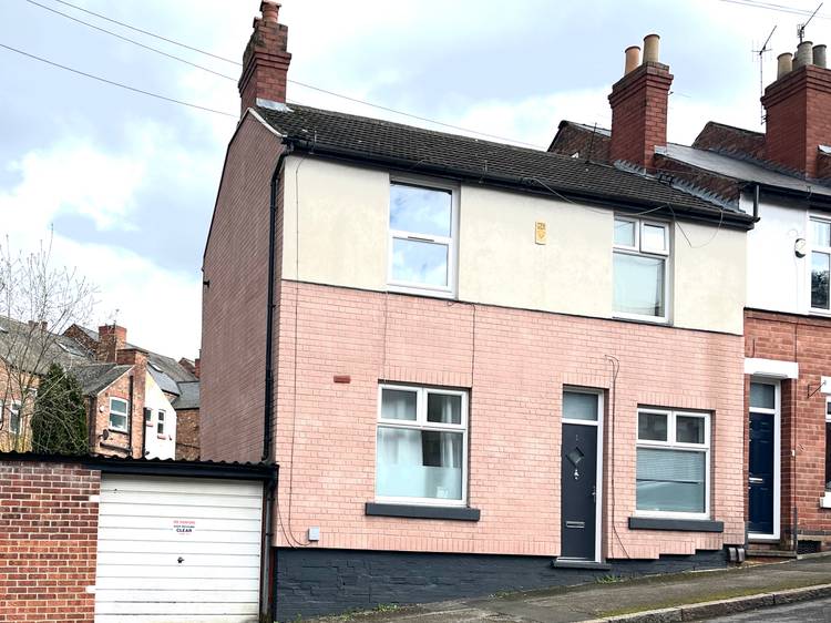 2 bedroom end of terrace house