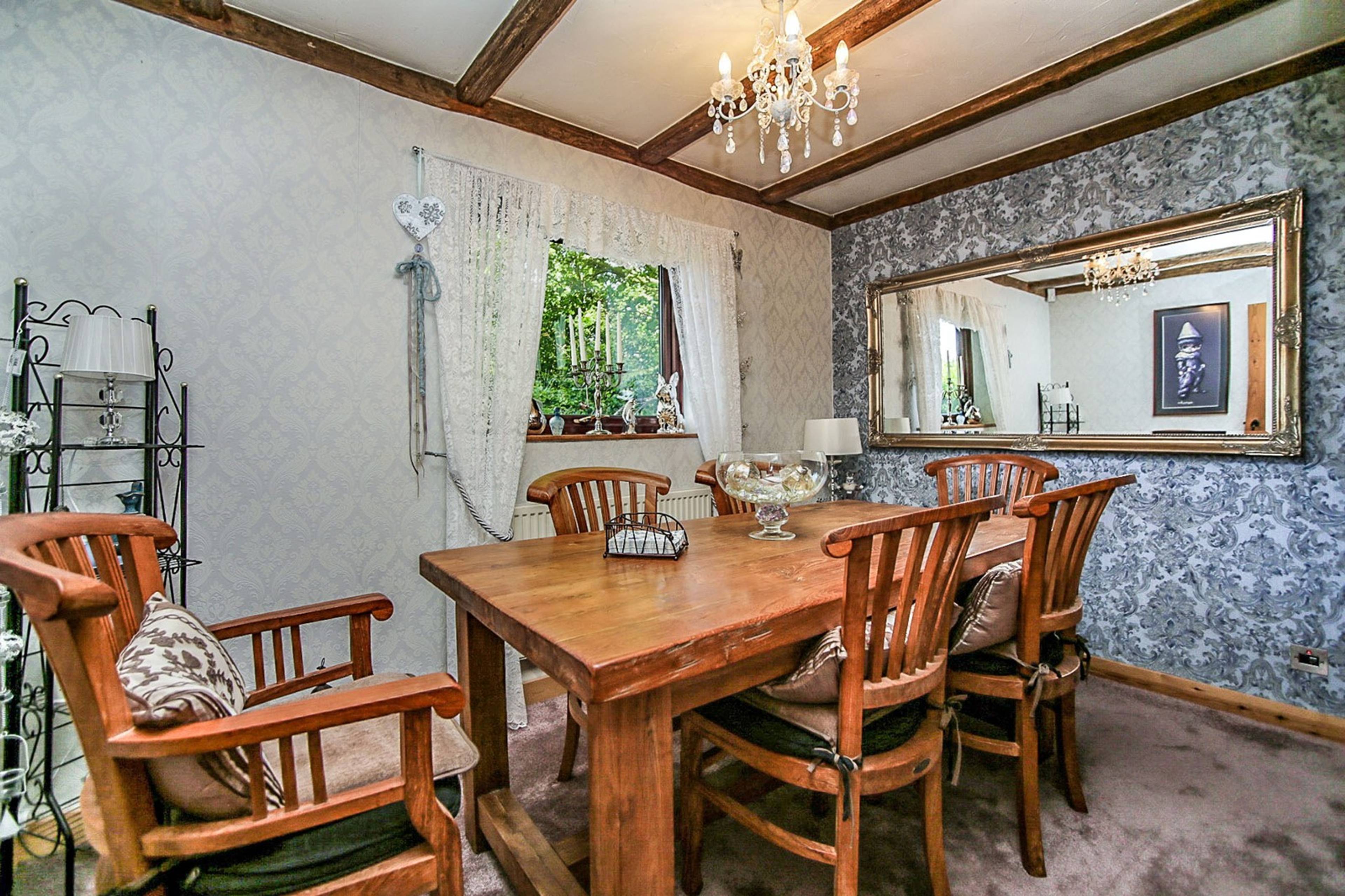 Dining Room/Bedroom