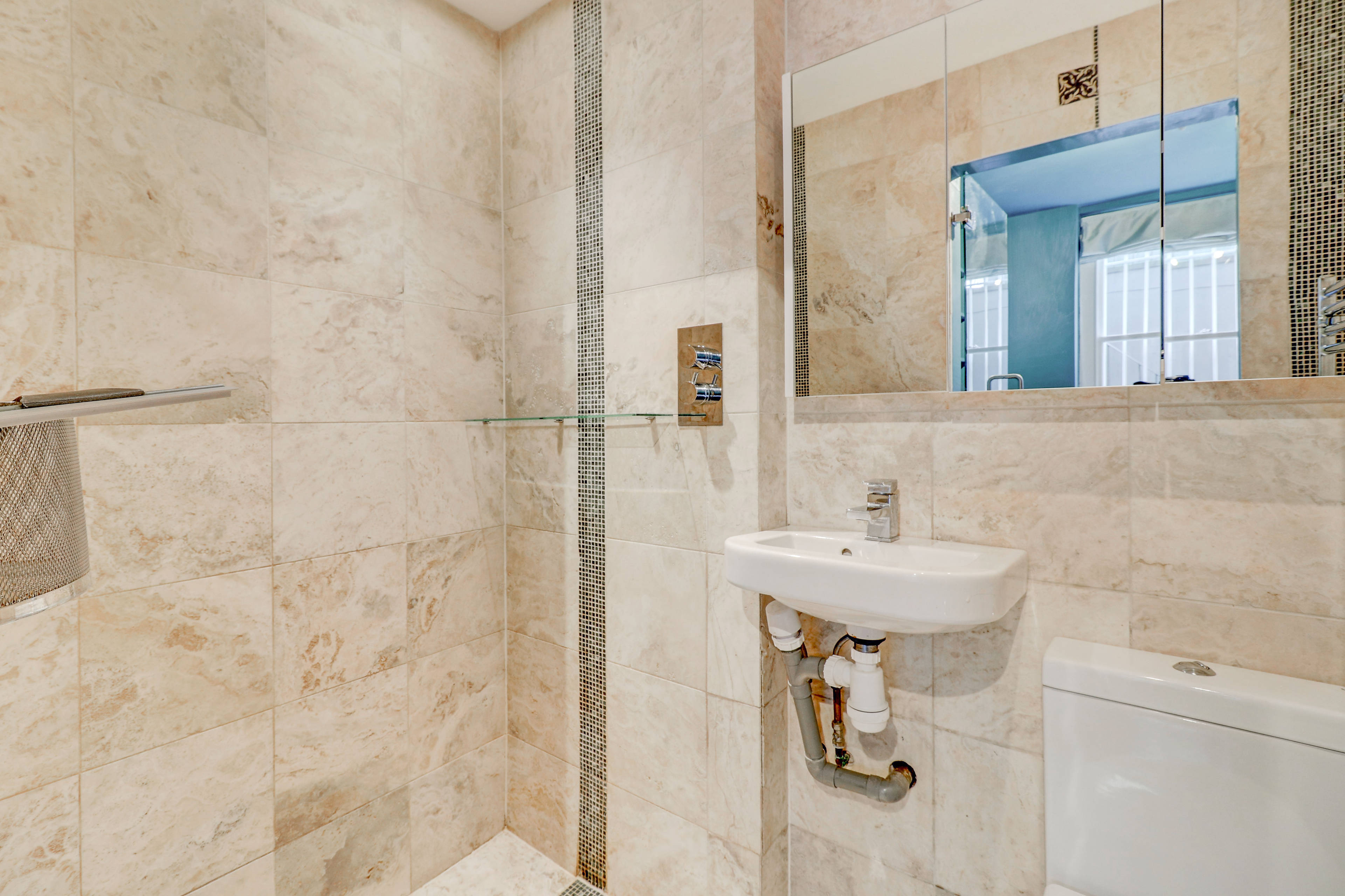 Master En-suite