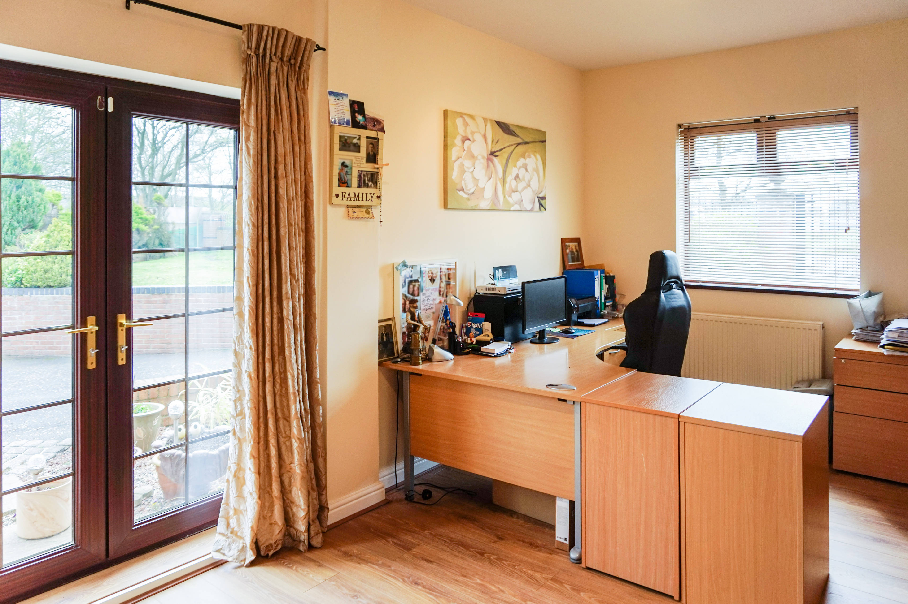 Office / Bed' Five