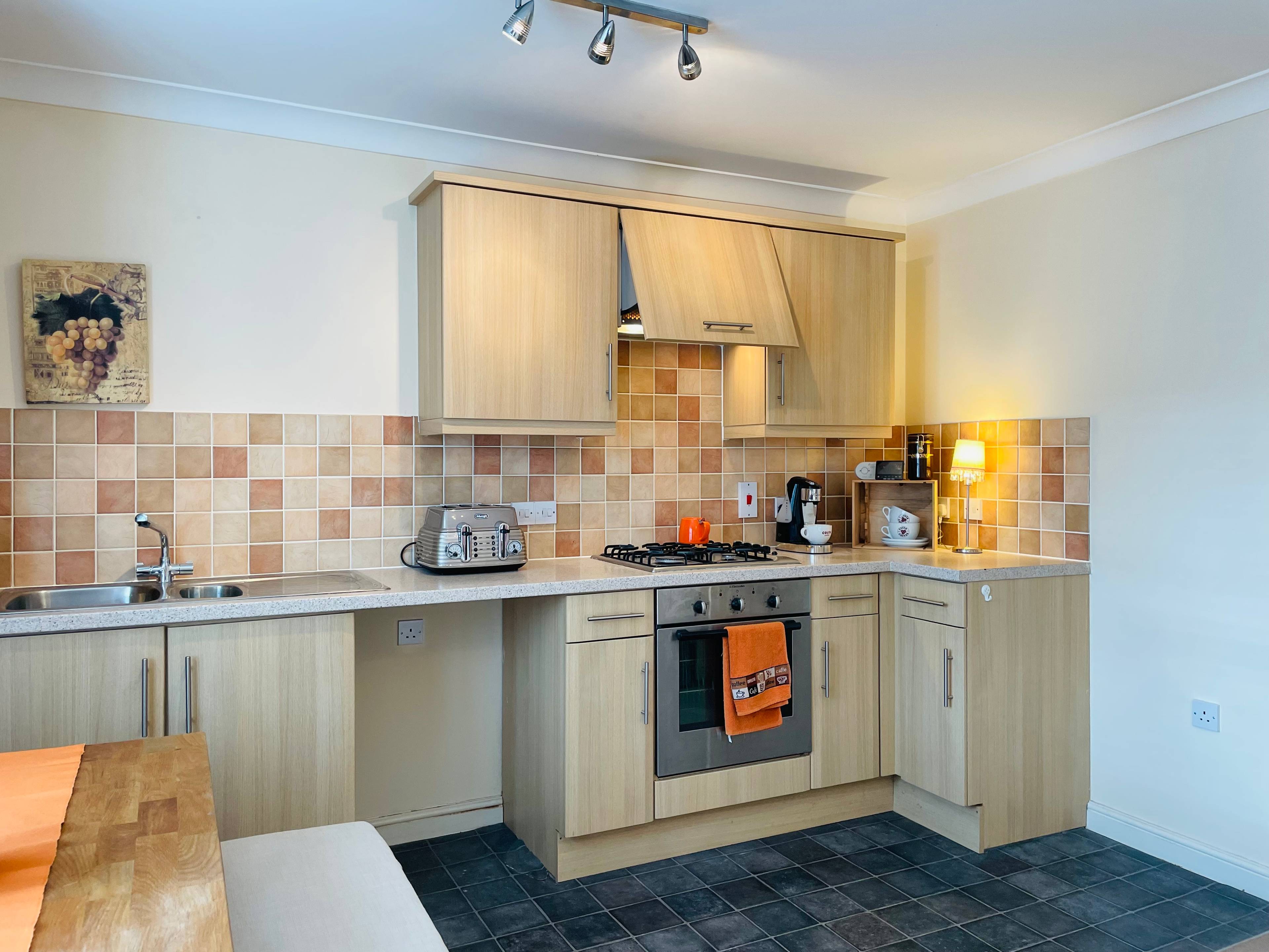 Lounge / Kitchen