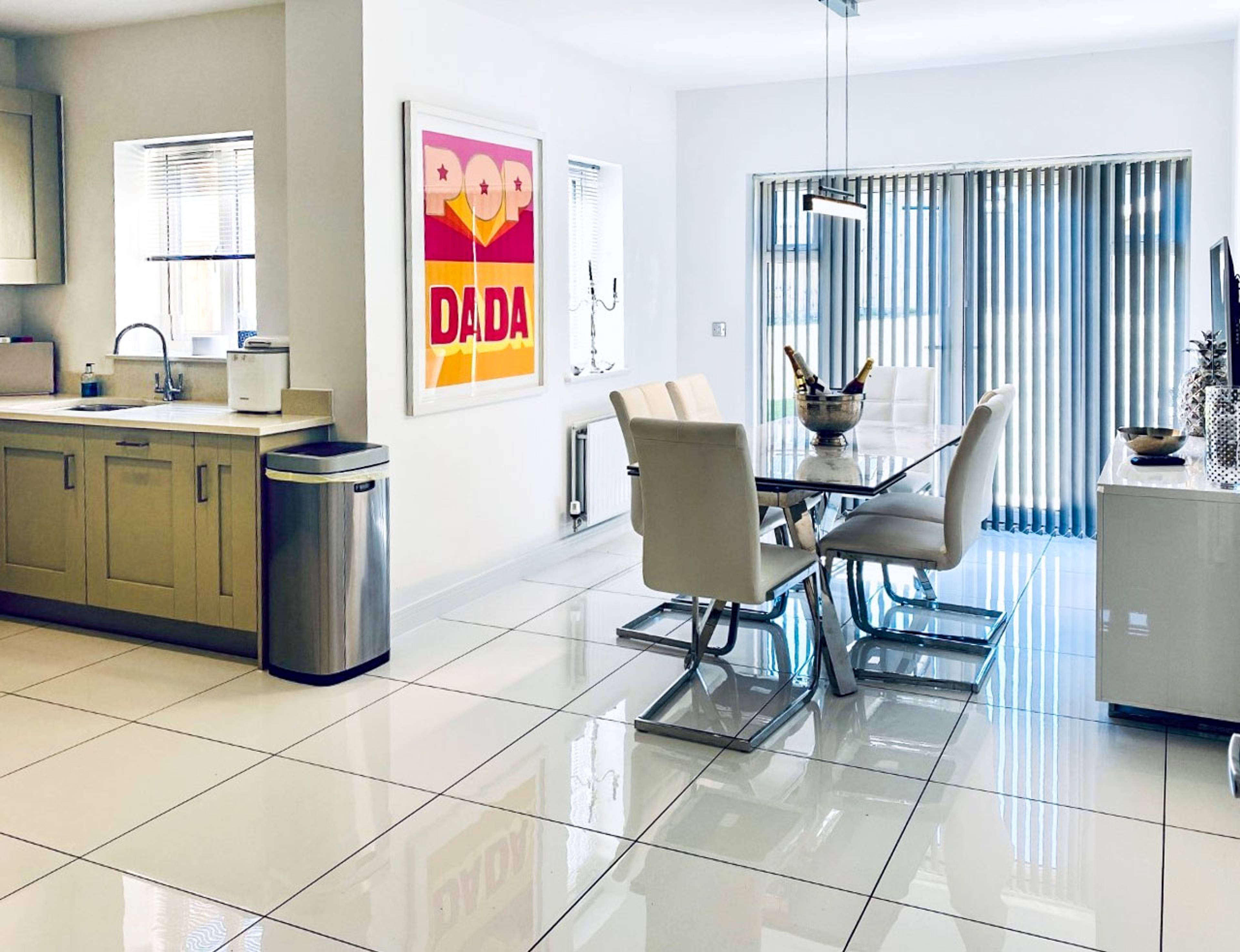 Kitchen/Dining Room