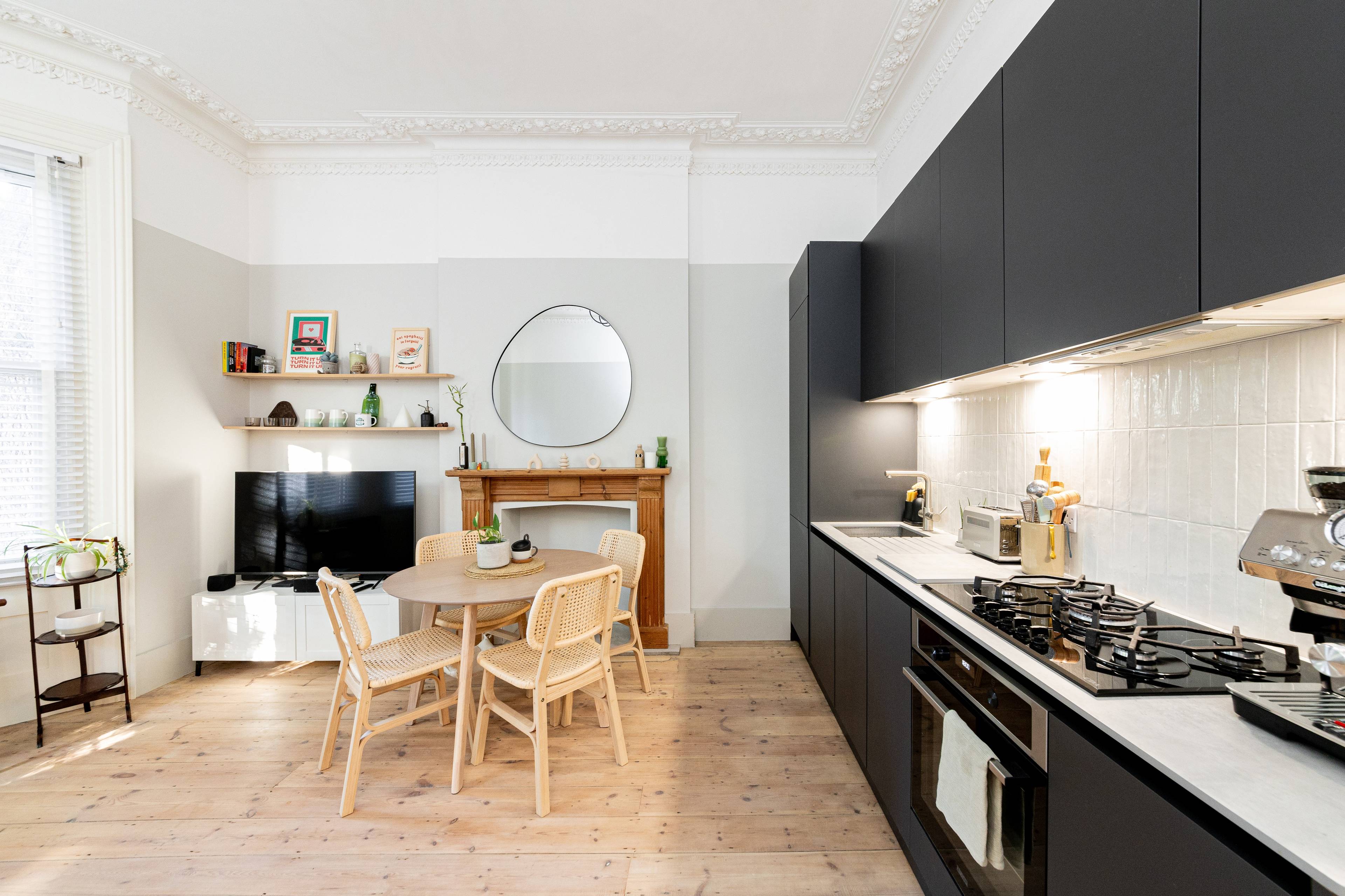 Lounge / Kitchen