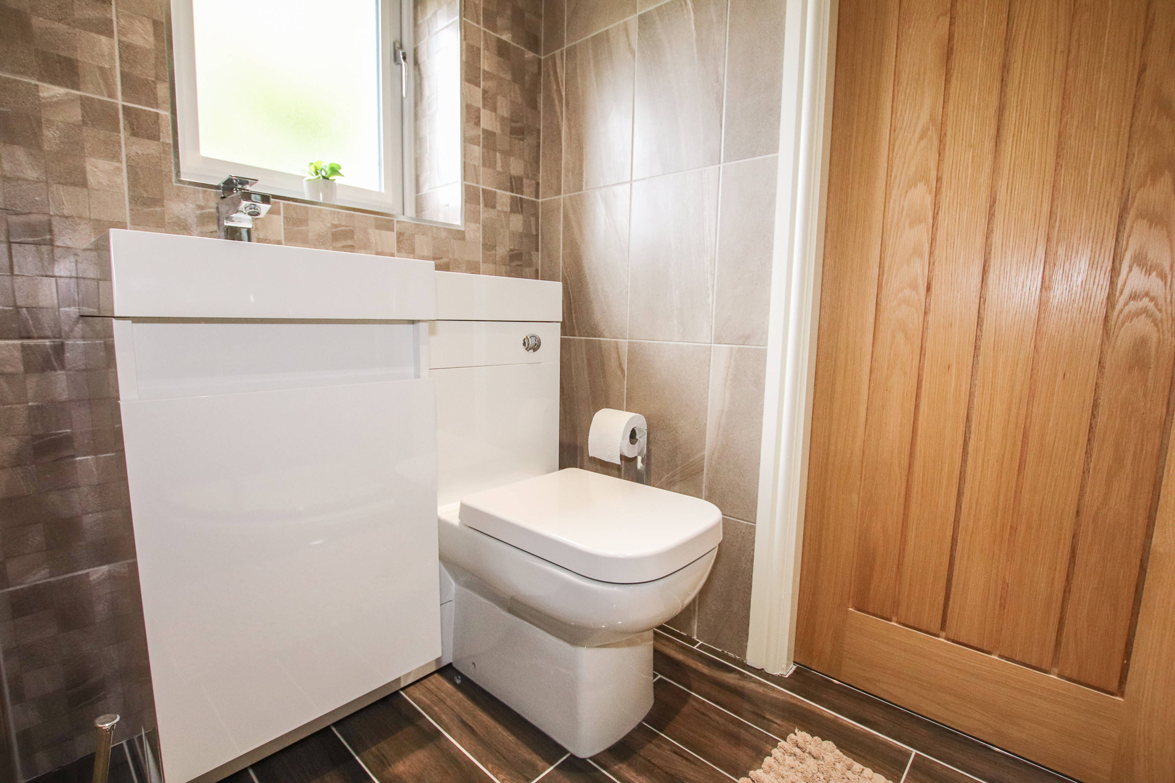 Jack & Jill En-suite