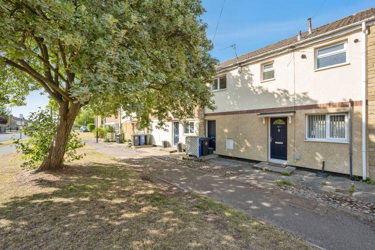 2 bedroom terraced house