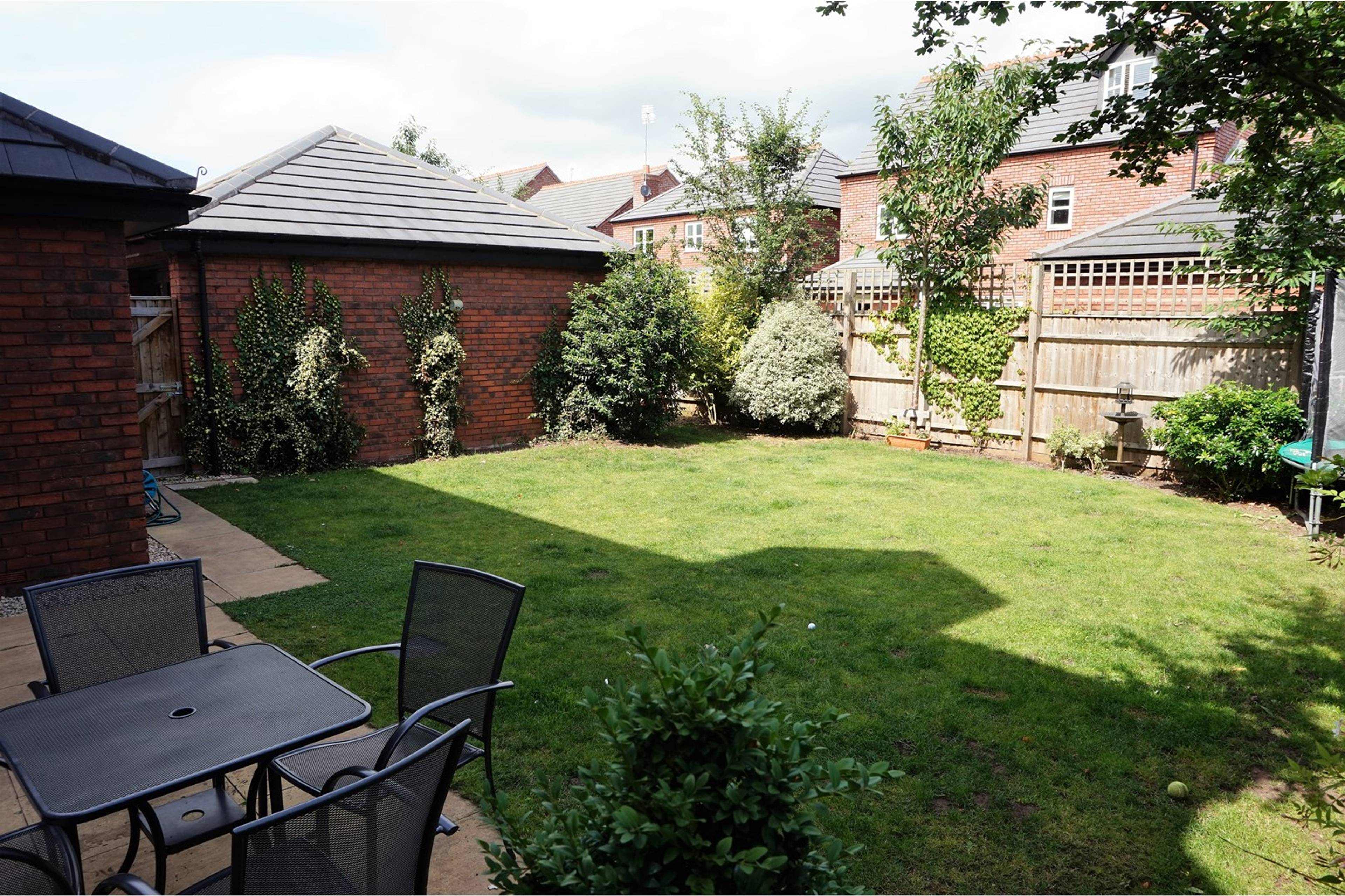 garden  