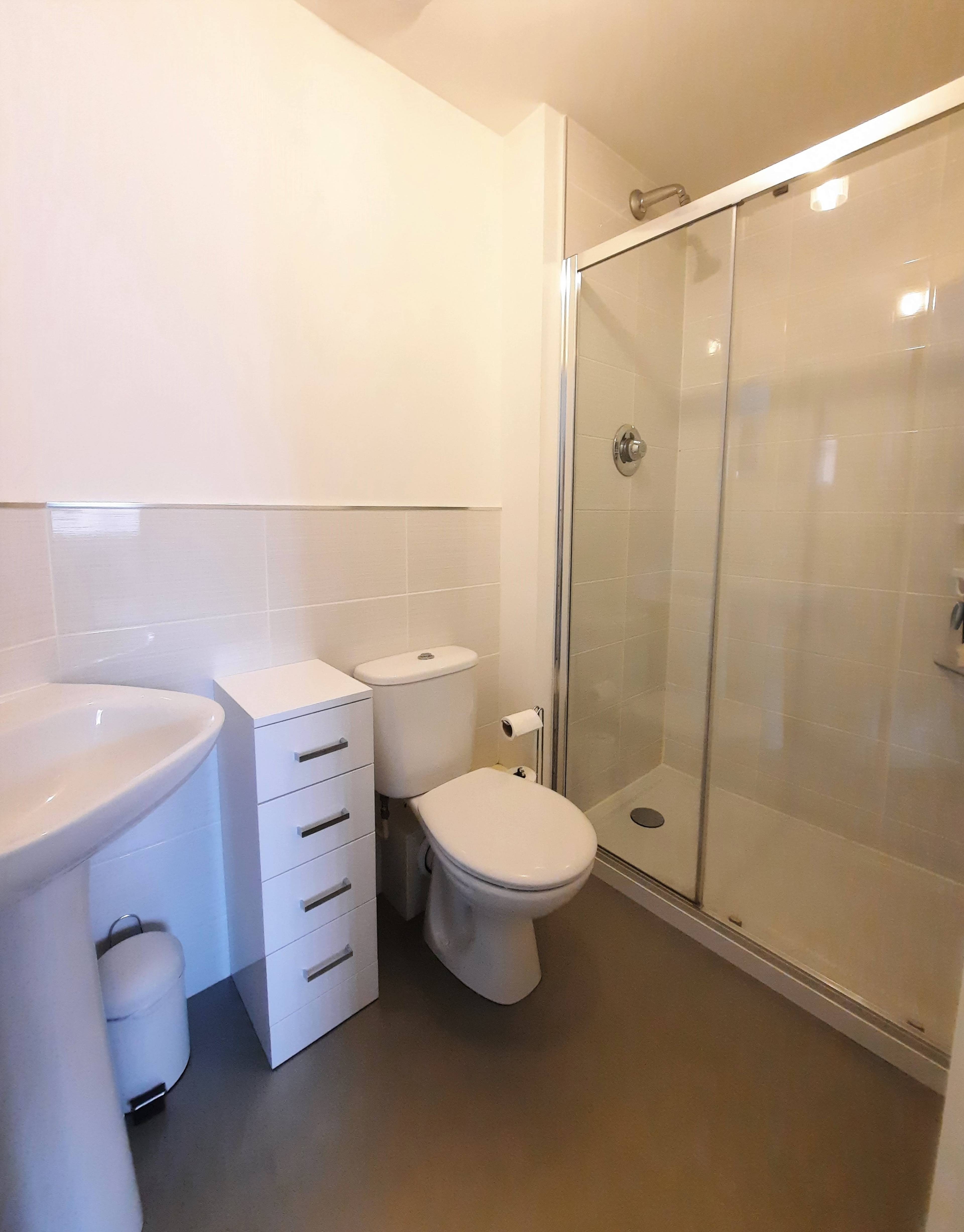 Master En-suite