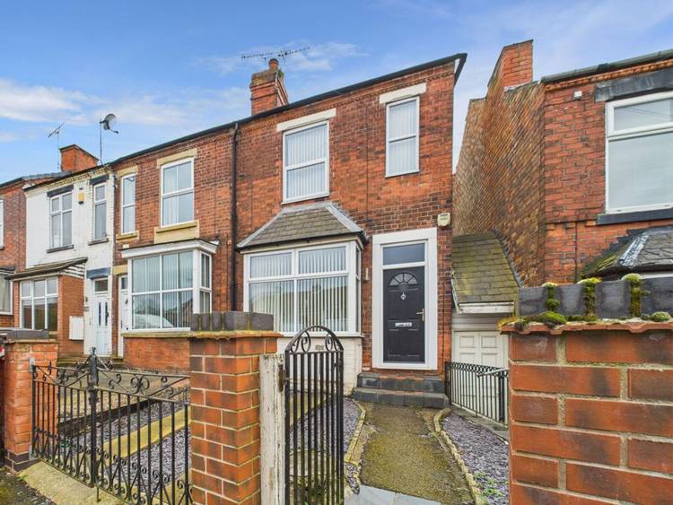 2 bedroom end of terrace house