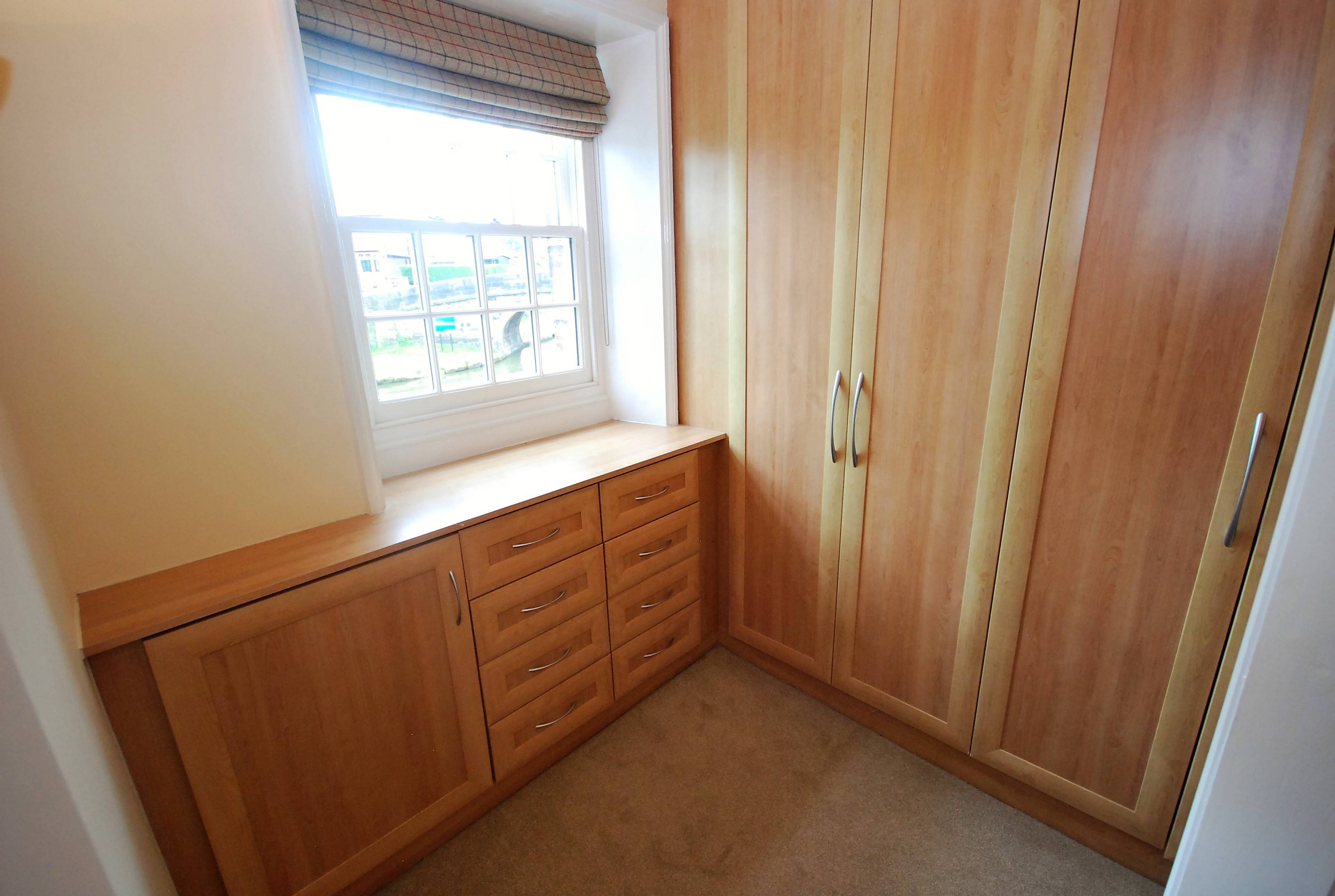 Dressing Room/ Bed 2