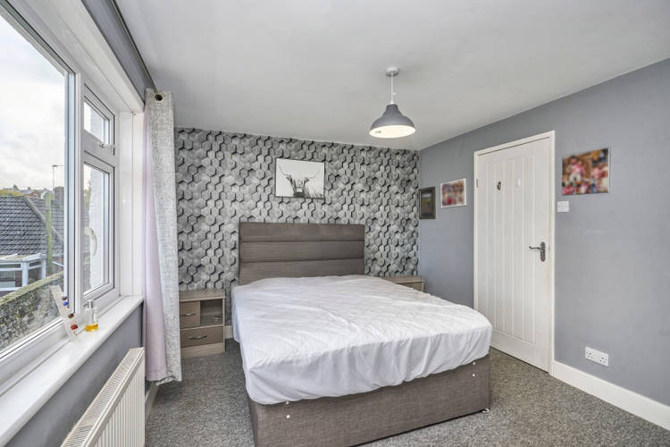 3 bedroom semi-detached house