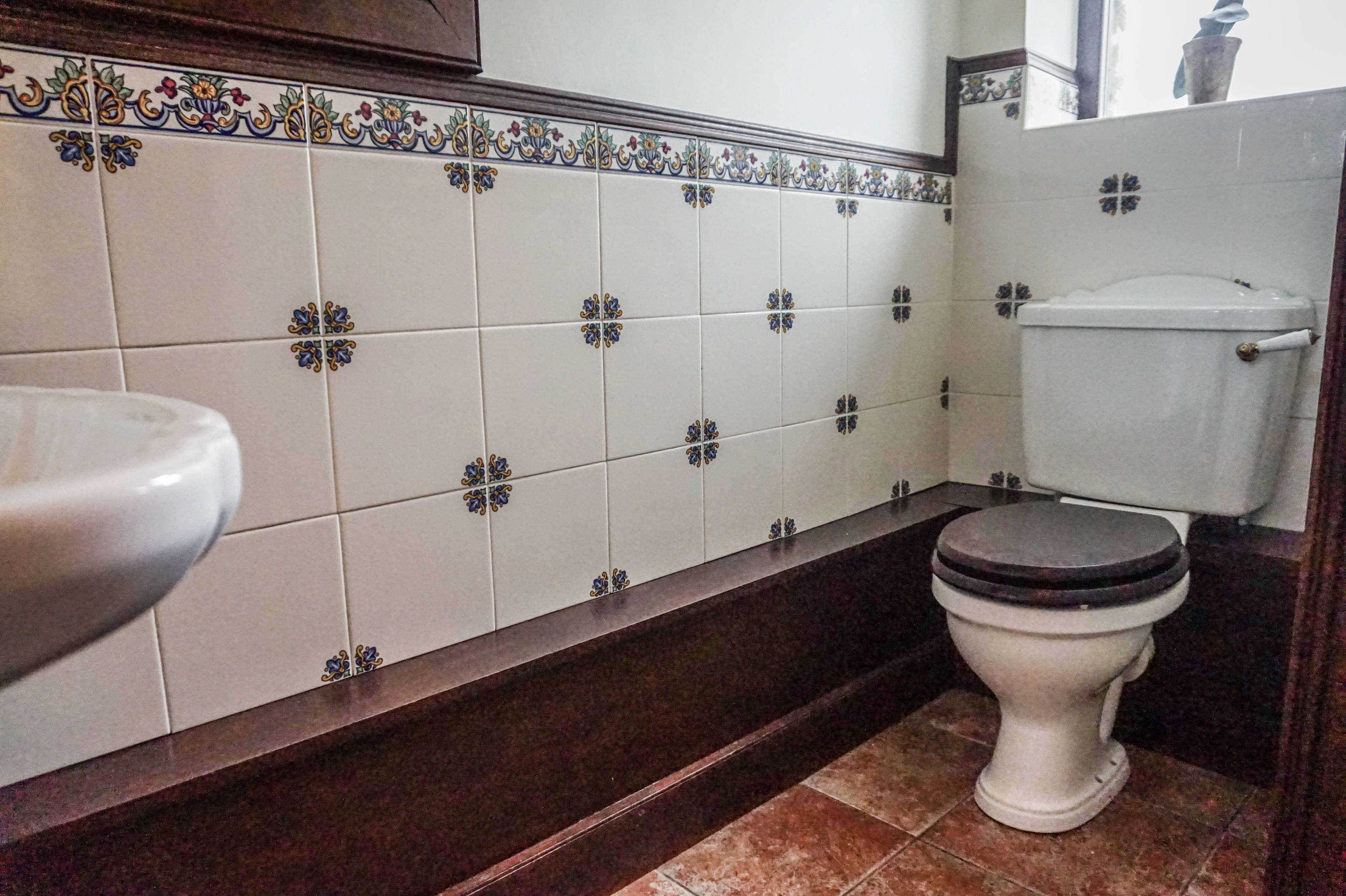 Downstairs Cloakroom