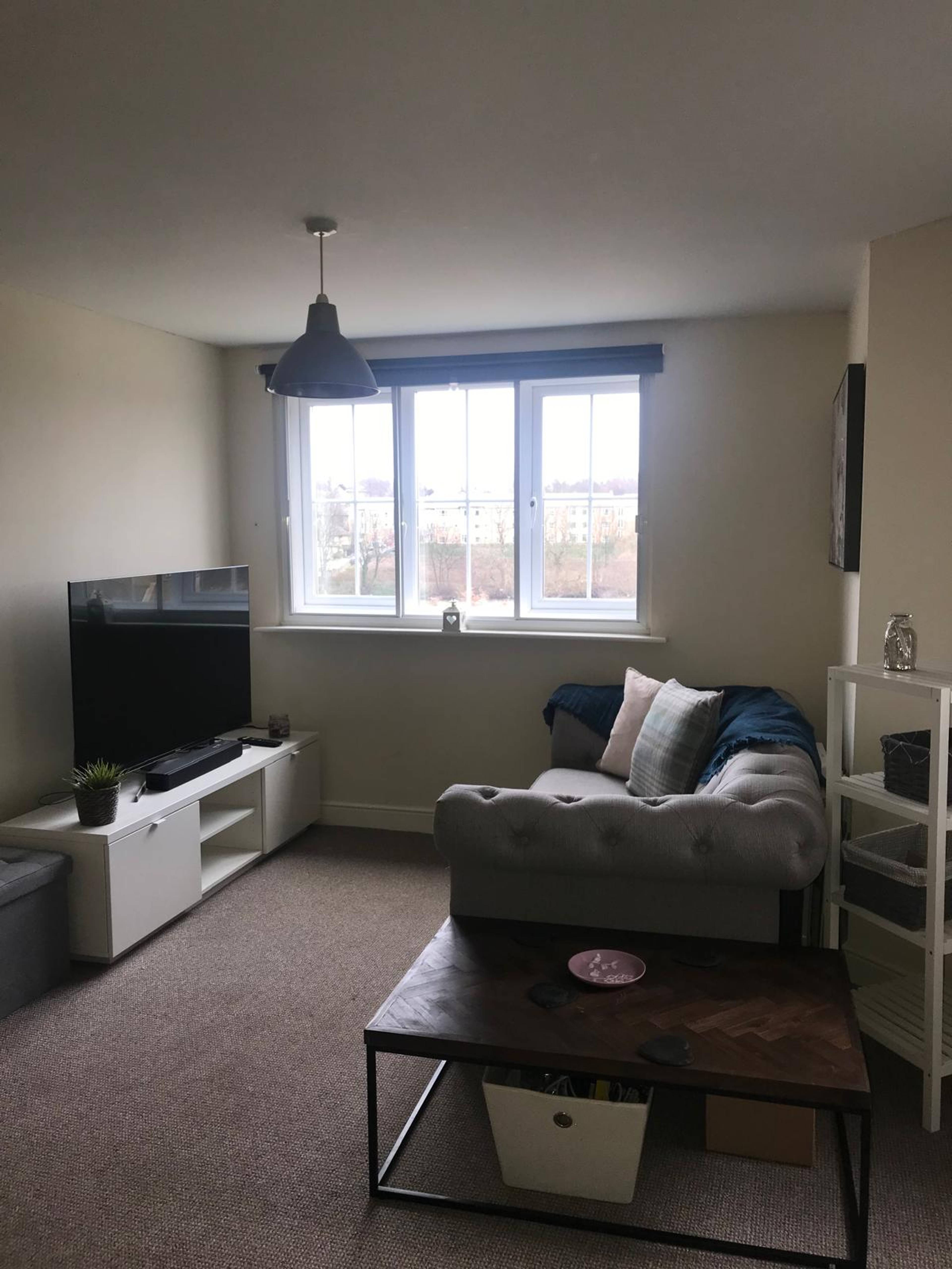 Lounge / Kitchen