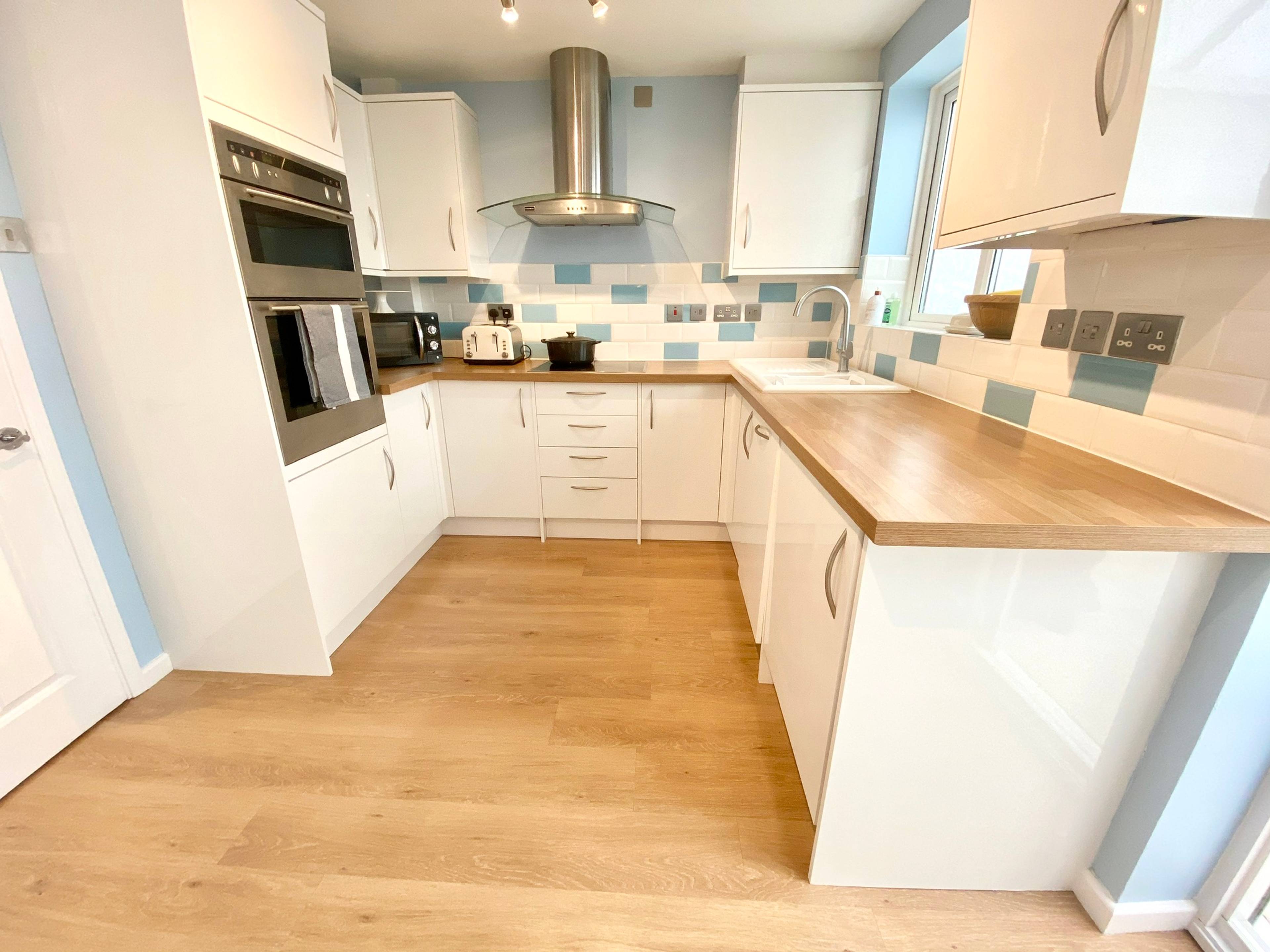 Kitchen/Breakfast