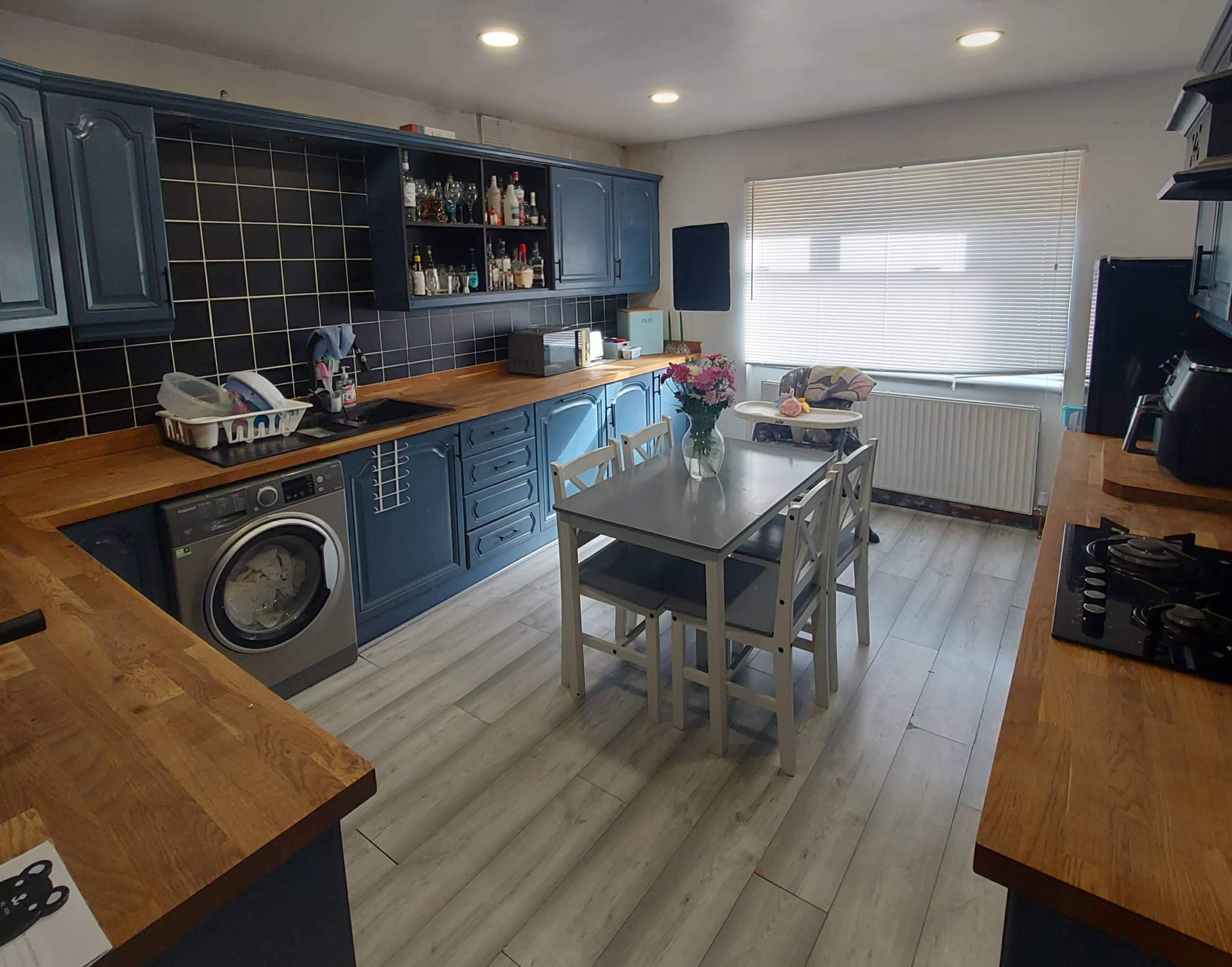 Kitchen/Dining Room