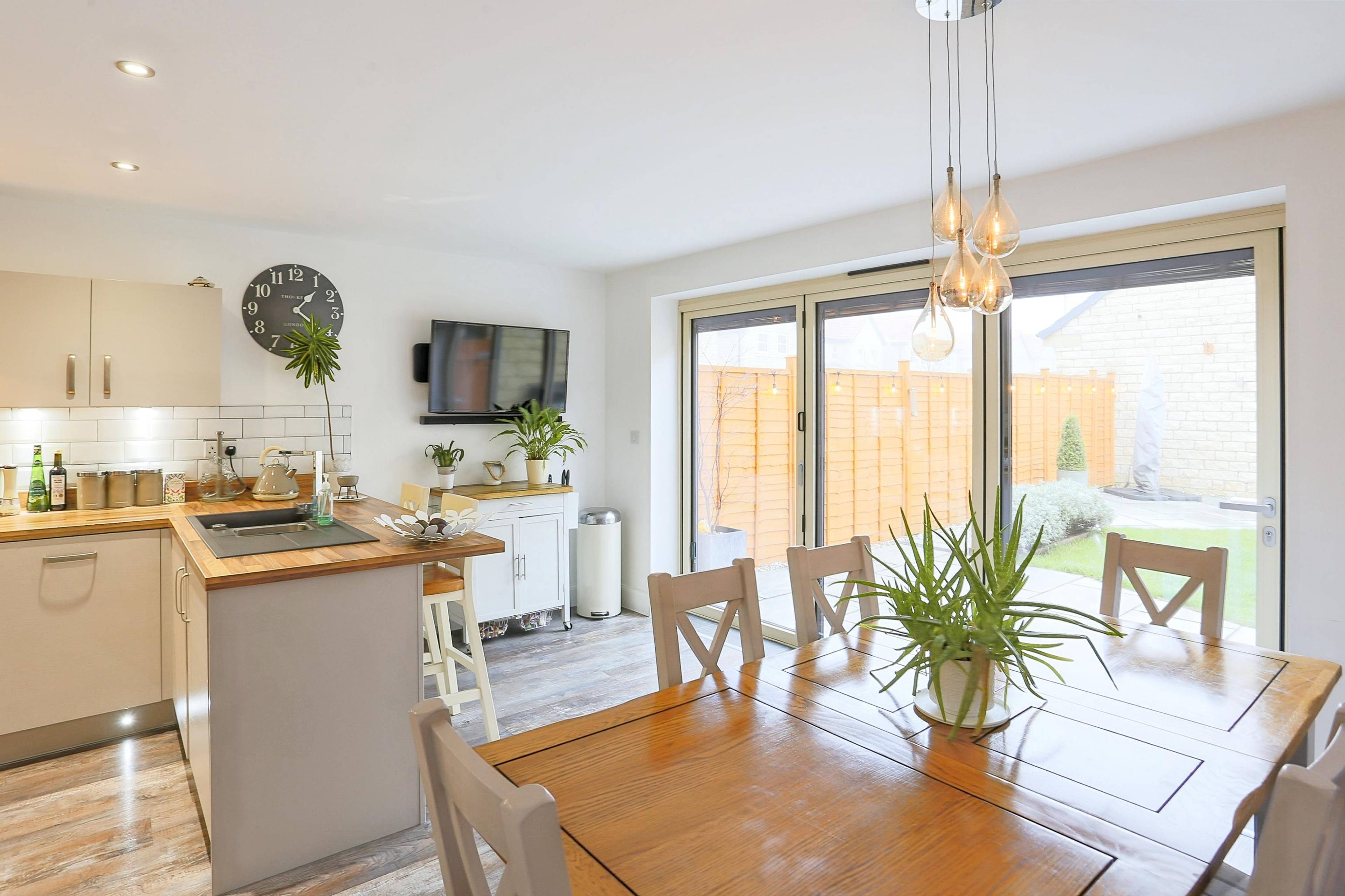 Kitchen/Dining Room